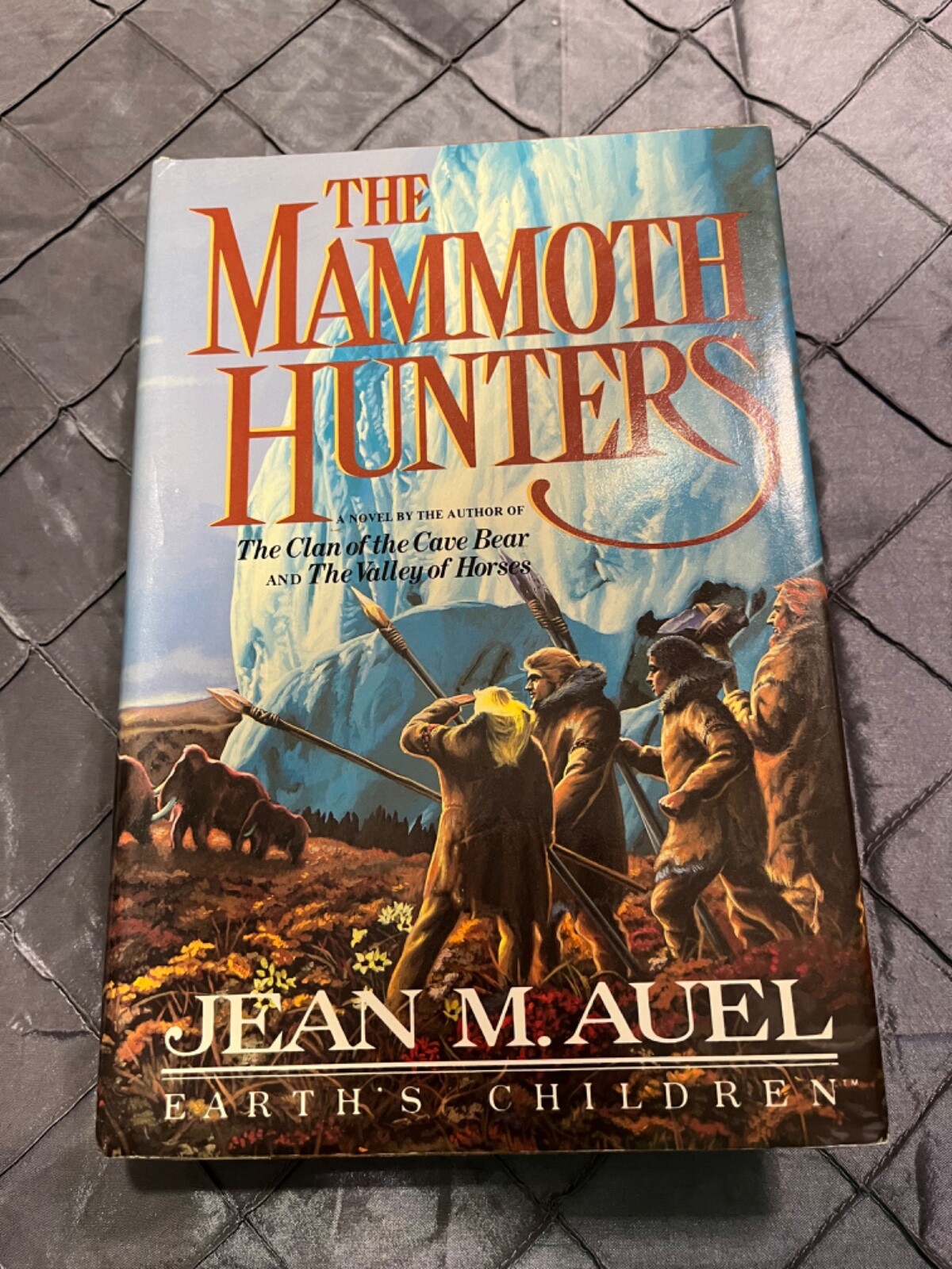 Earth’s Children Ser.: The Mammoth Hunters by Jean M. Auel (HC 1985)
