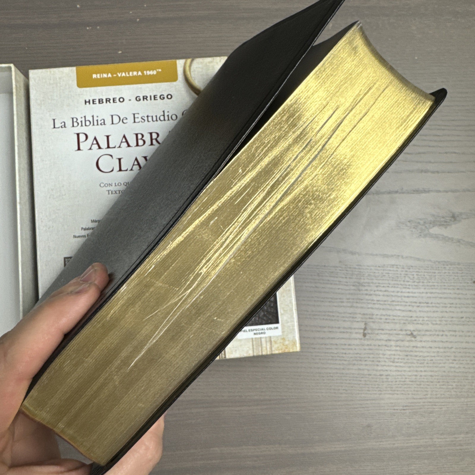 BIBLIA DE ESTUDIO PALABRA CLAVE RVR 1960 COLOR NEGRO PIEL FABRICADA BIBLE