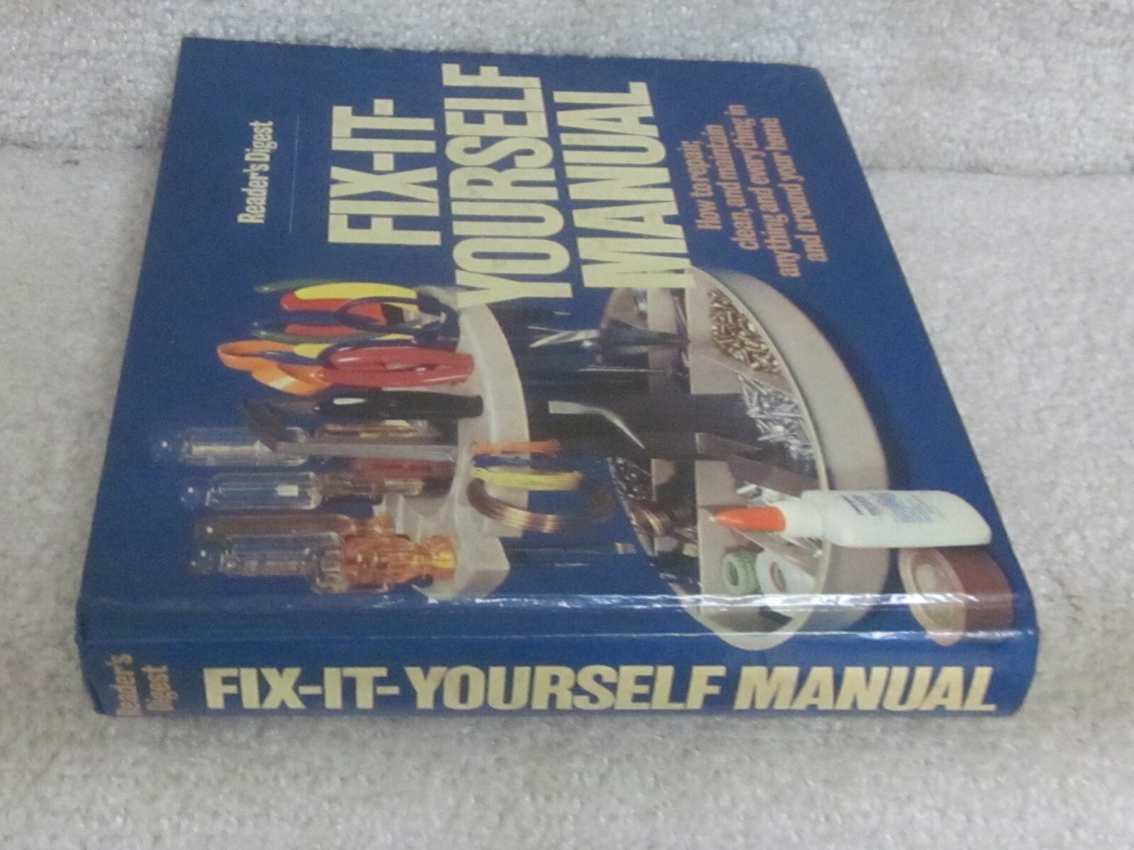 Reader’s Digest 1977 Hardcover- Fix-It-Yourself Manual, very clean,480 pages