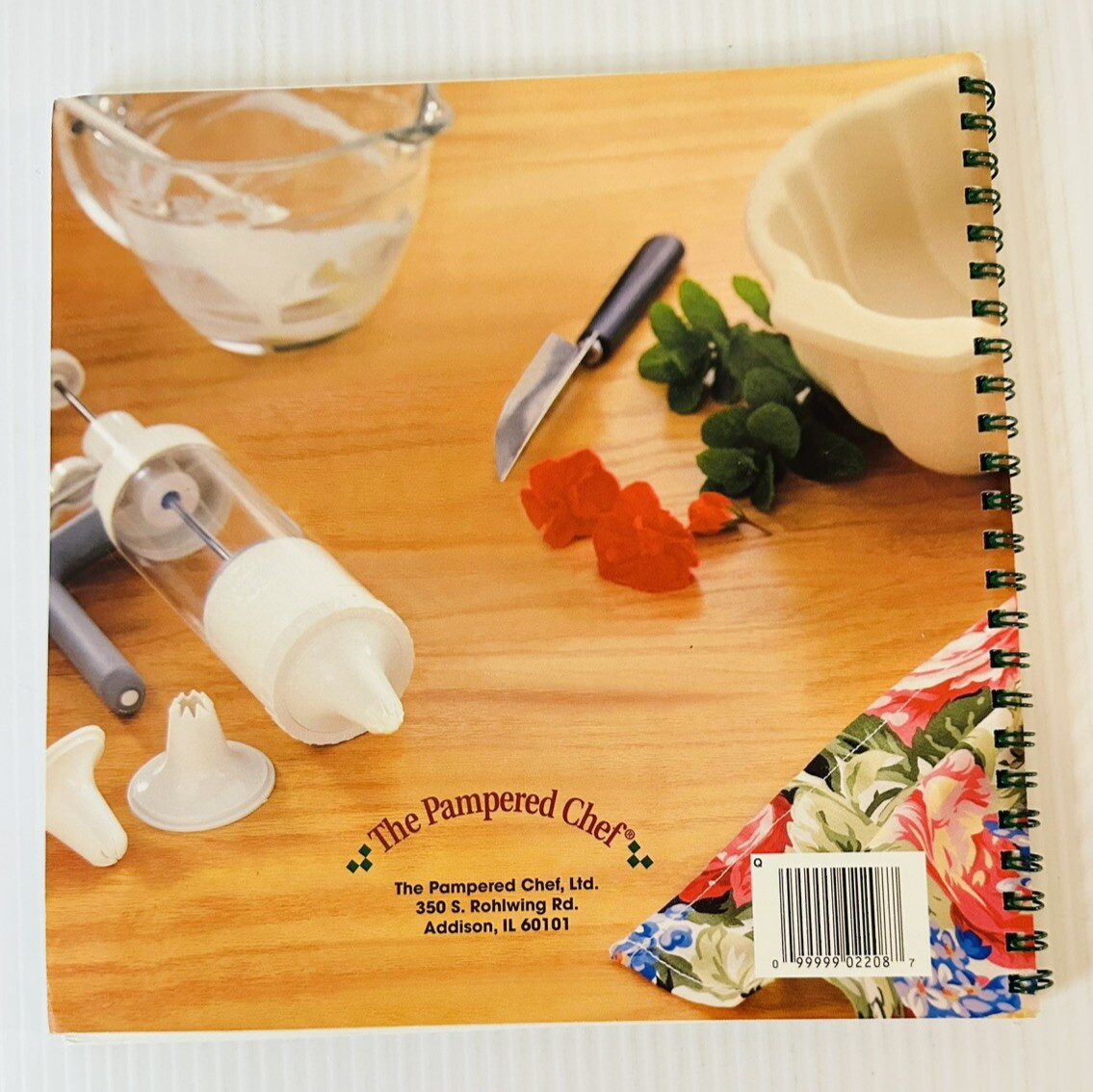 Stoneware Sensations Pampered Chef 1999 Illustrated Cooking and Bakeware Guide