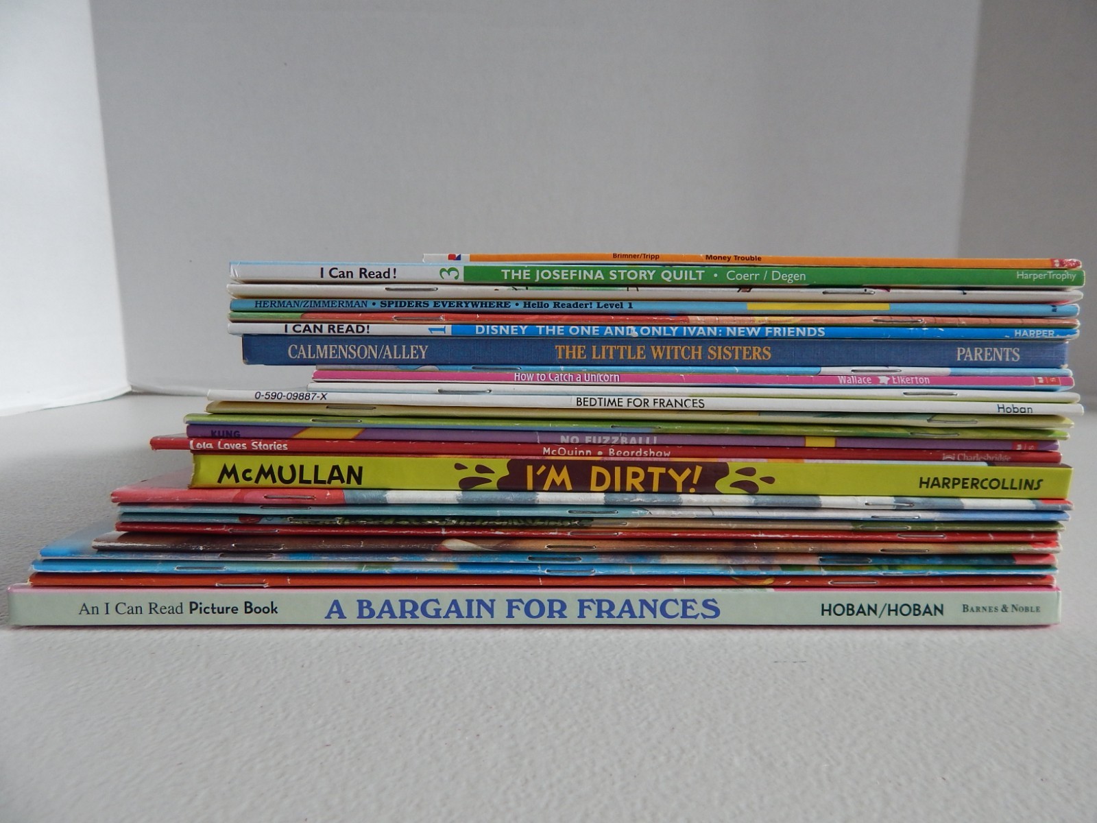 Lot 25 Picture Books & Readers AR 1-2 Children’s Accelerated Reading 1.2 to 2.9