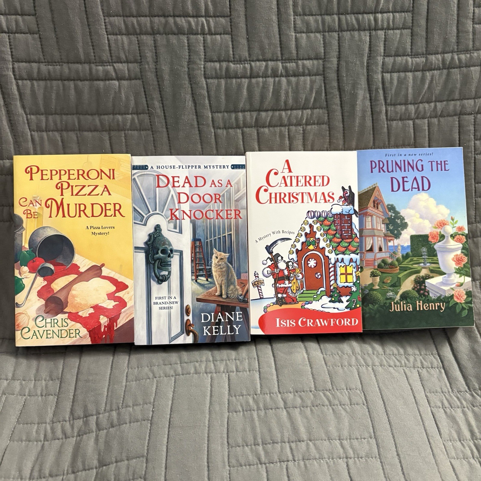 Lot of 20 – COZY MYSTERIES | Paperback Books Mixed Authors