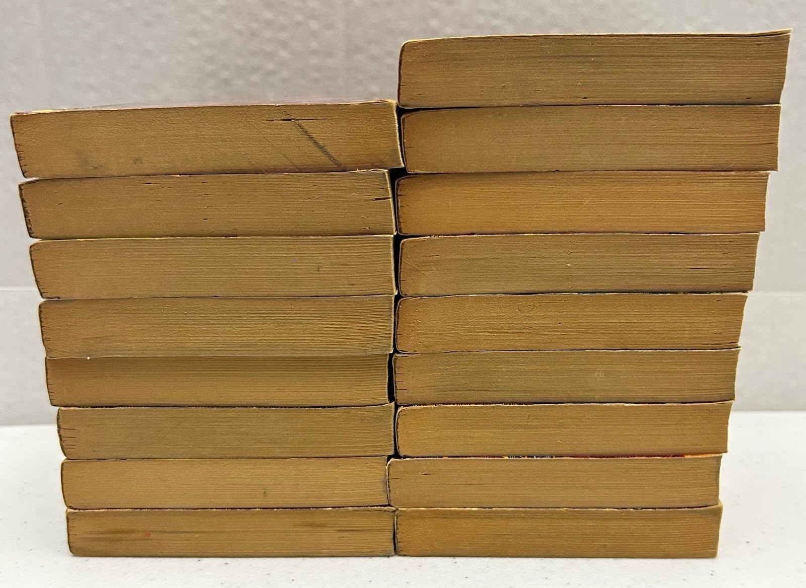 Lot of 17 Moby Books Illustrated Classic Editions Vintage Mini Paperback Books