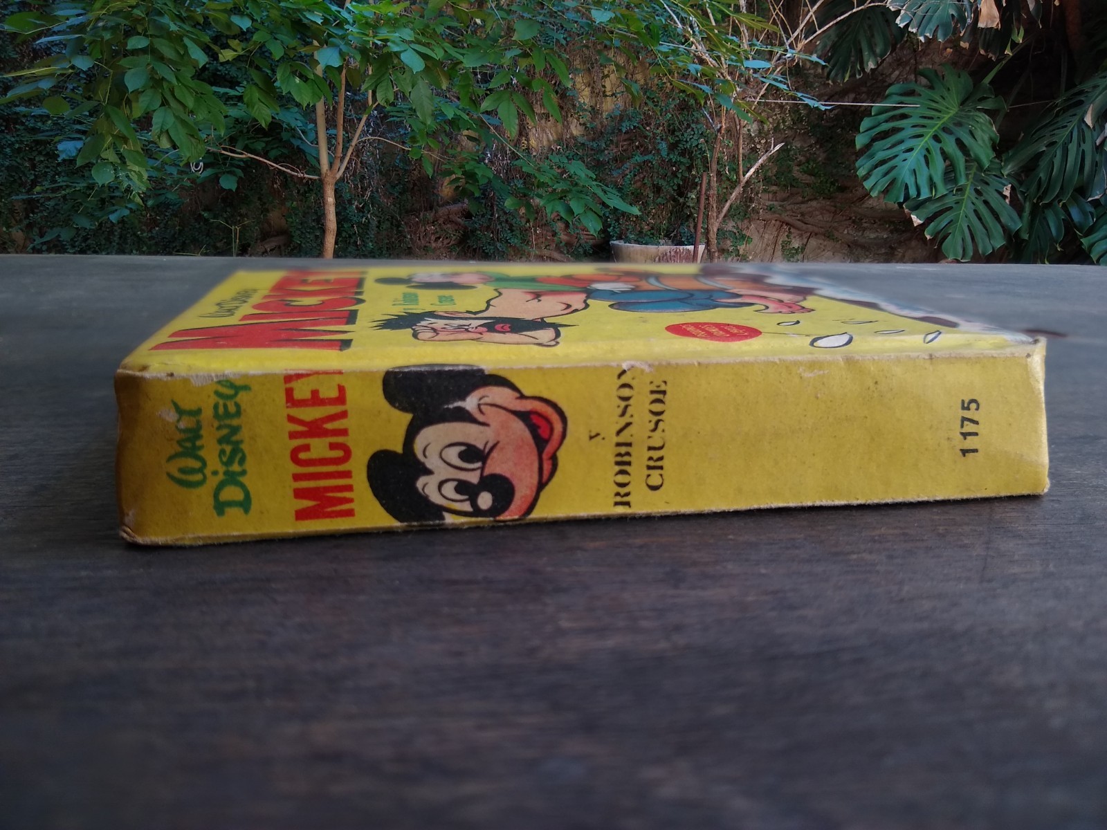 Mickey Mouse & Robinson Crusoe Pequeños Grandes Libros Little Big Books