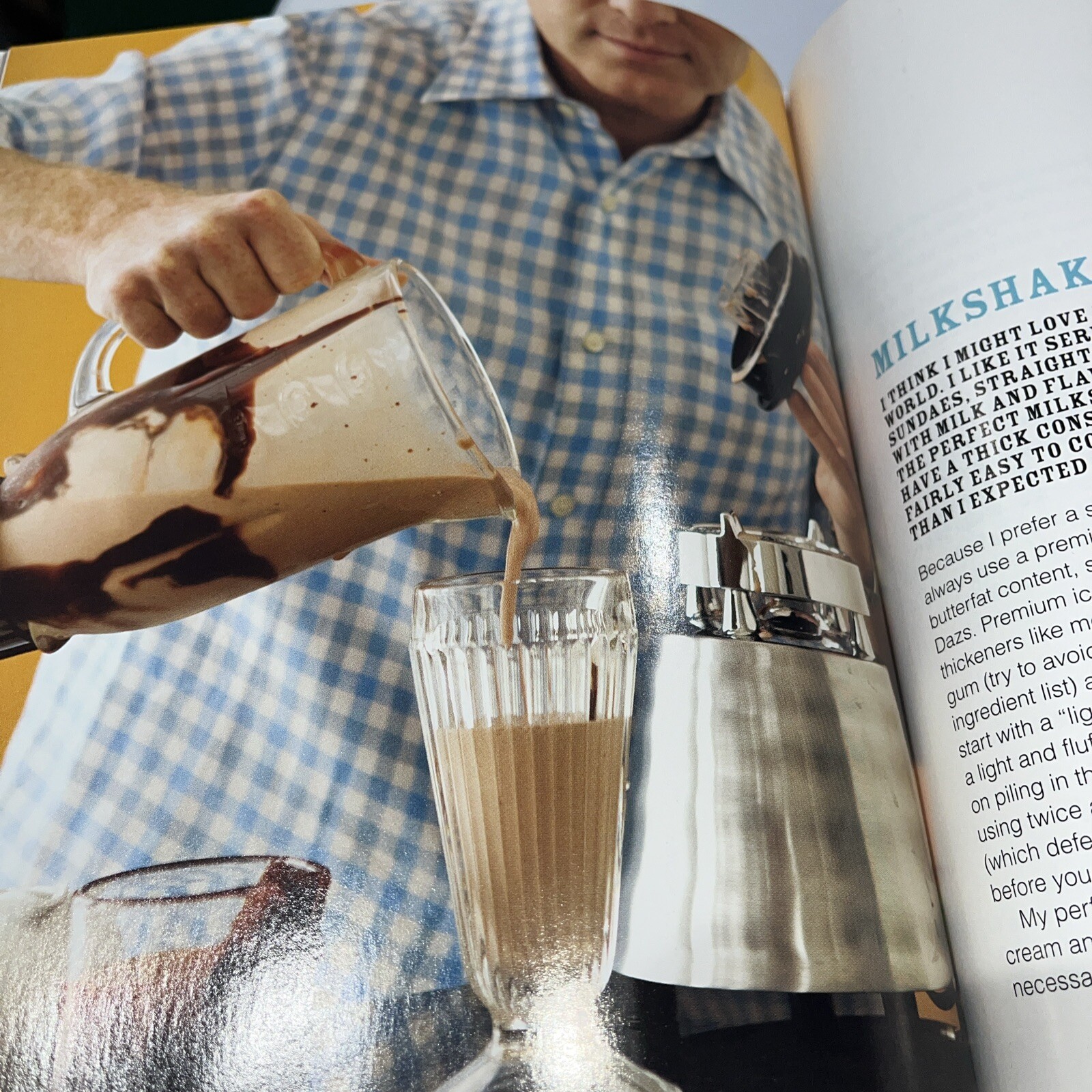 Bobby Flay Hand Signed Cookbook “ Burgers, Fries & Shakes”, 154 Pages, HC