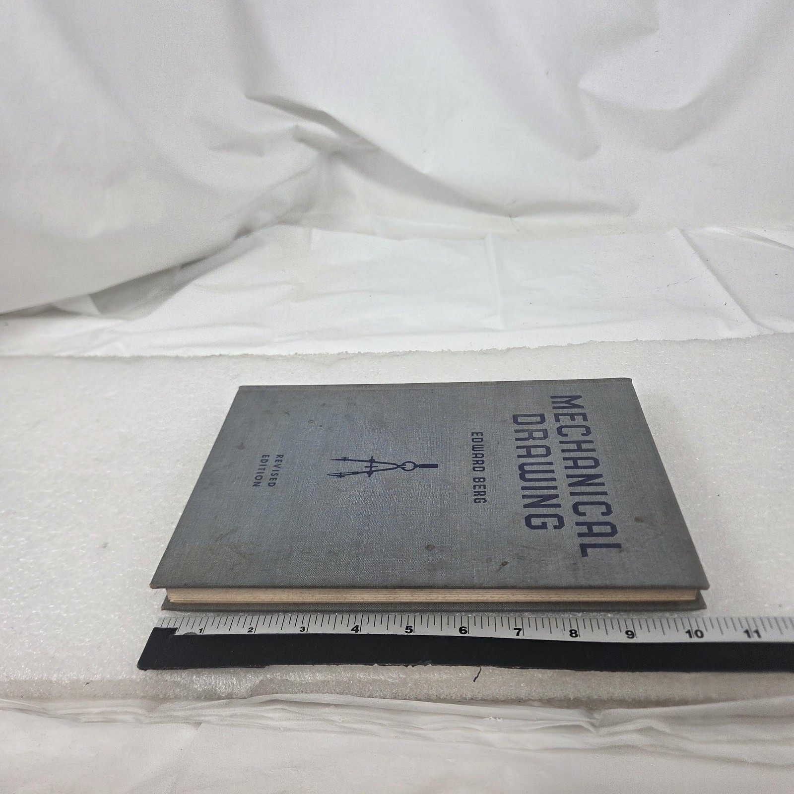 Vintage 1962 Mechanical Drawing Edward Berg 5th Revised Edition Hardcover Book