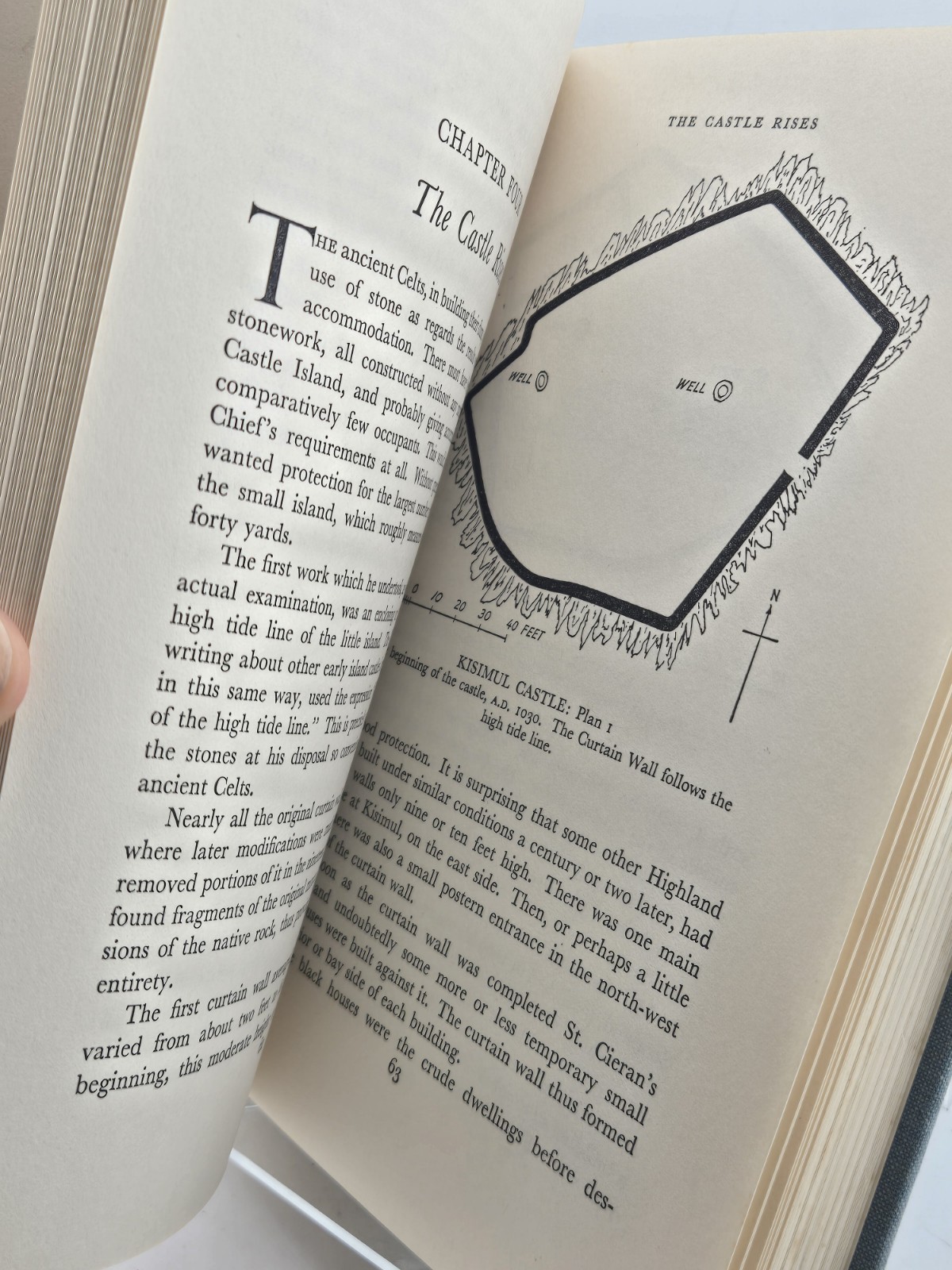 CASTLE IN THE SEA—THE MACNEIL OF BARRA (1964) UK HARDCOVER W/DJ—190 PAGES VGC