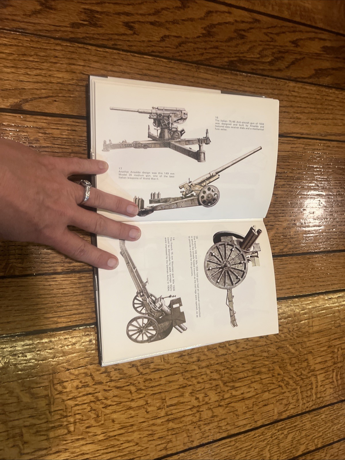 Artillery in Color, 1920-1963 by Ian V. Hogg 1980 HCDJ