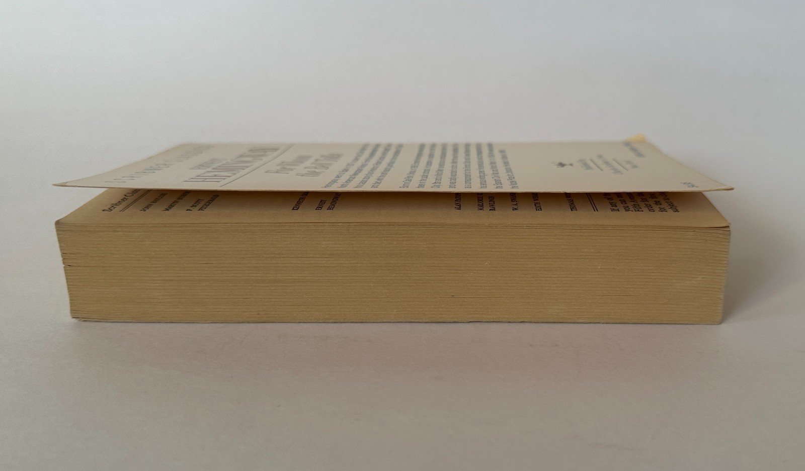 ERNEST HEMINGWAY For Whom the Bell Tolls | 1982 Scribner Mass Market Paperback