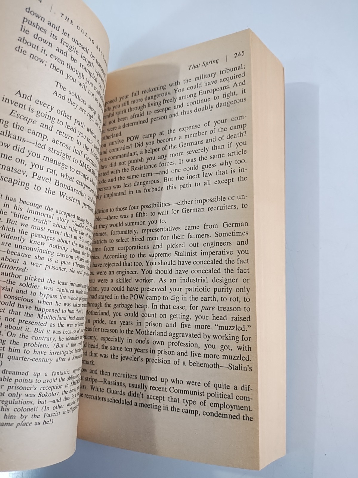 The Gulag Archipelago by Akesander I. Solzhenitsyn Vintage 1974 Paperback 1st Ed