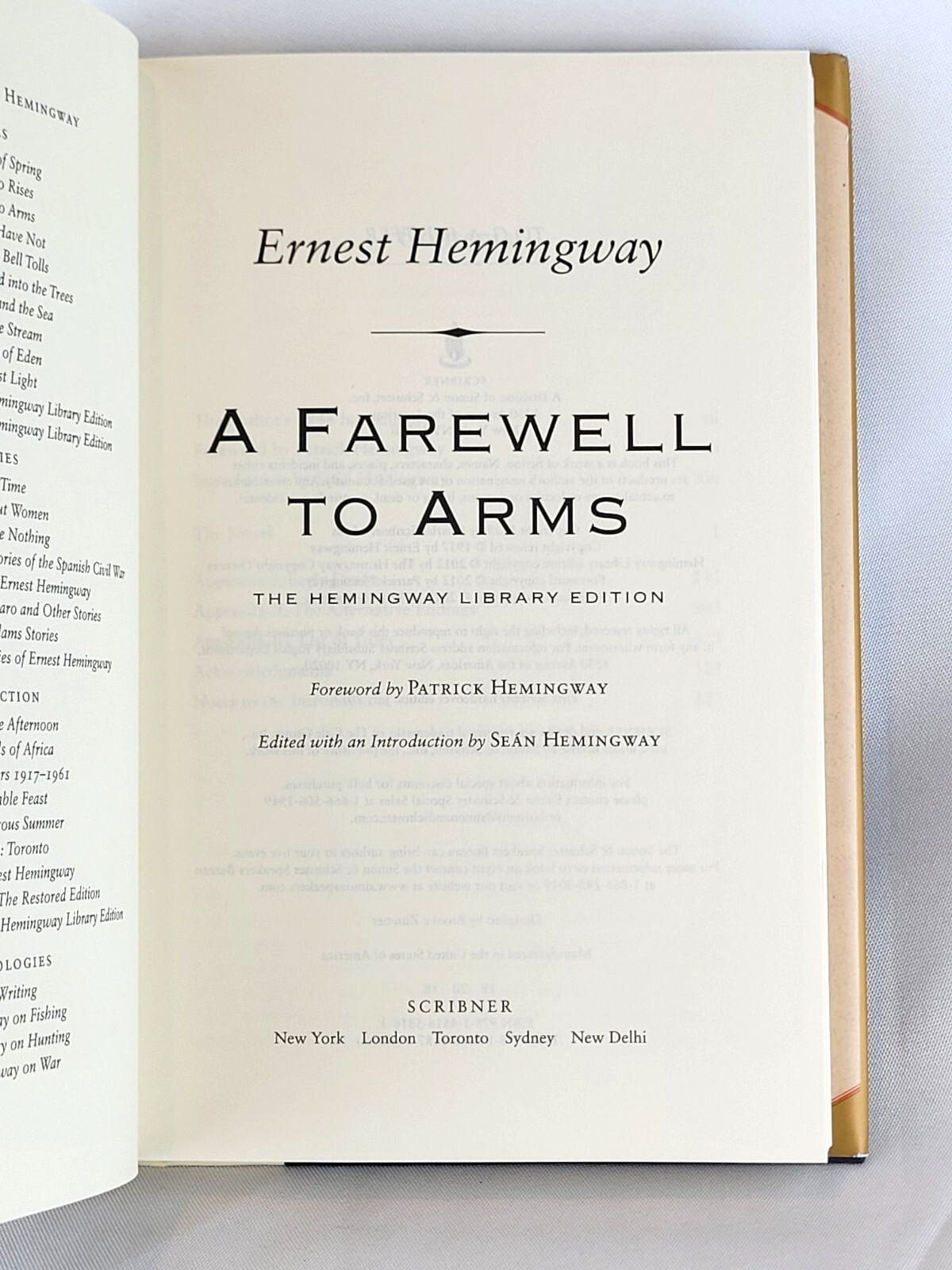 A FAREWELL TO ARMS by Ernest Hemingway Hardcover Classic Library Edition NEW