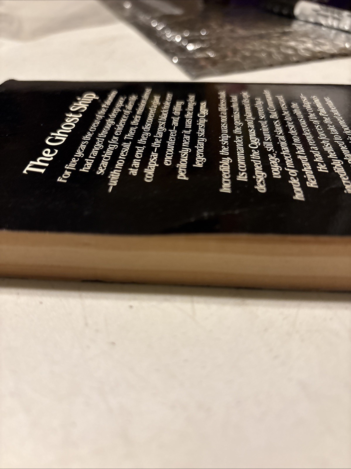 The Black Hole Science Fiction Paperback Book by Alan Dean Foster Del Rey 1979