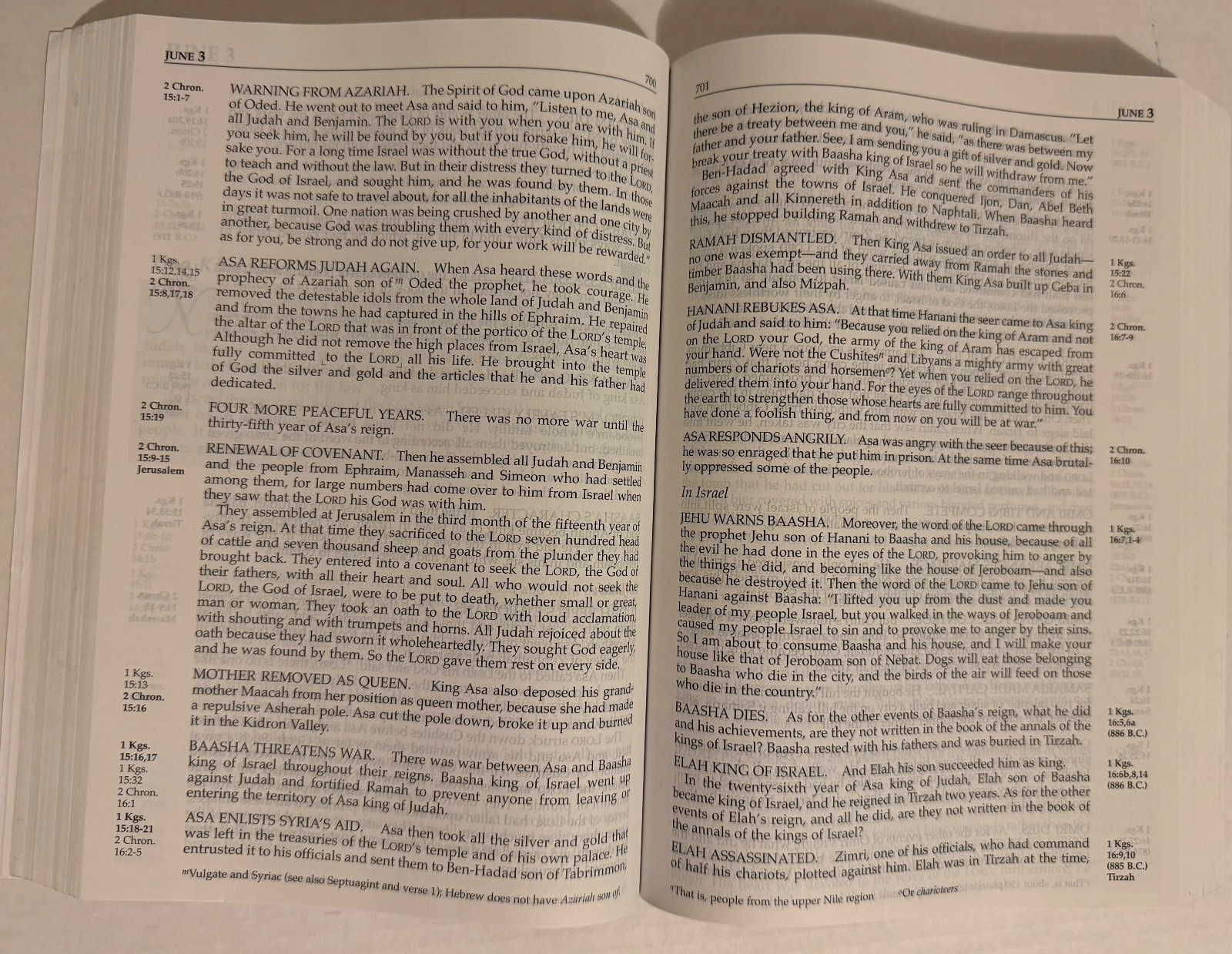 The Daily Bible In Chronological Order 365 Daily Readings NIV Large Print Ed PB