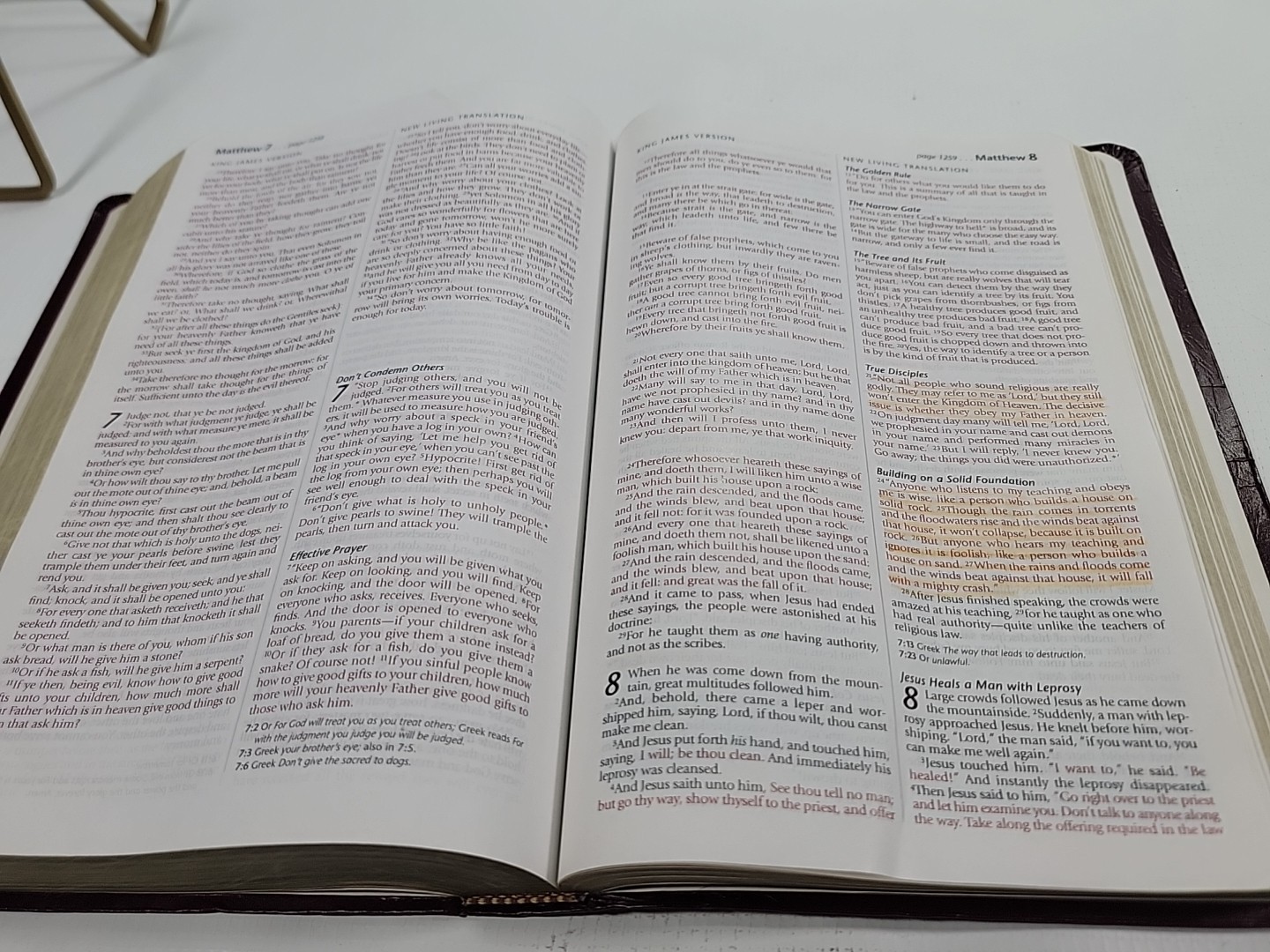 Holy Bible TBN Parallel Edition King James Version Living Translation KJV NLT