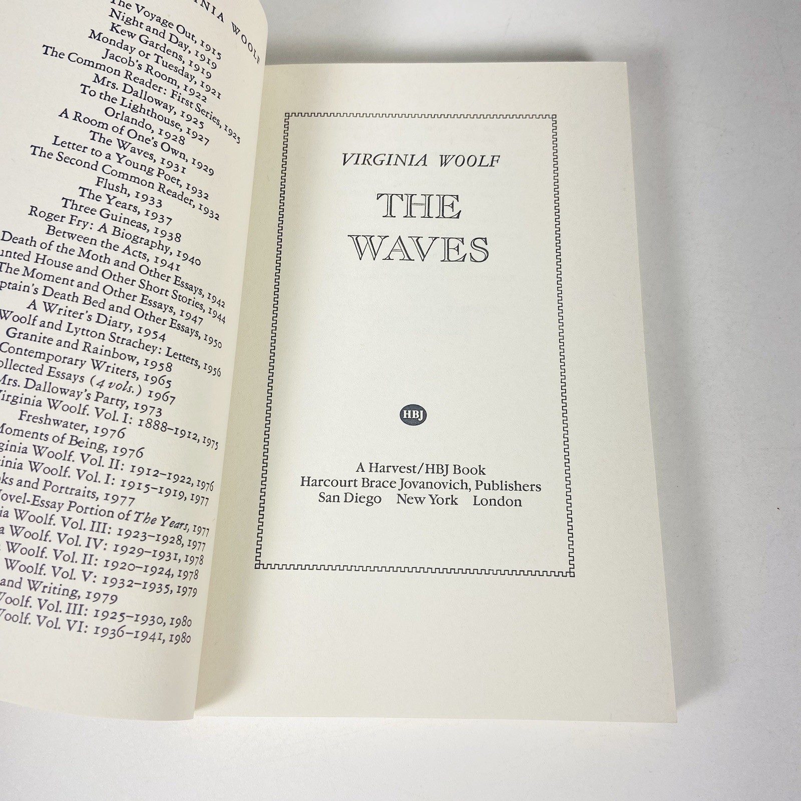 Virginia Woolf lot of 5: Mrs. Dalloway, To the Lighthouse, Waves, Night & Day…