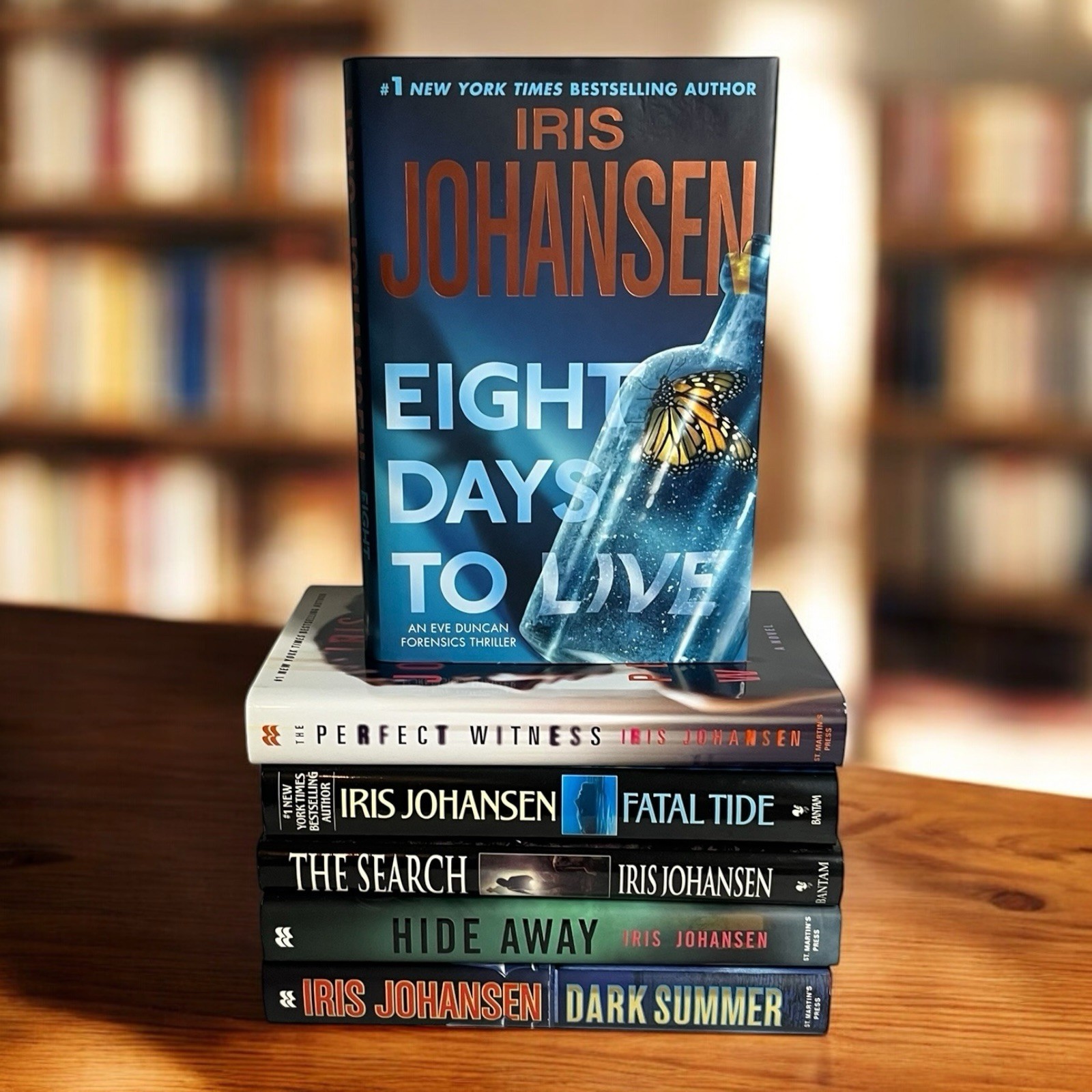 Iris Johansen Thriller Mystery Suspense Novel Book Set 6 Books Bundle Hardcover