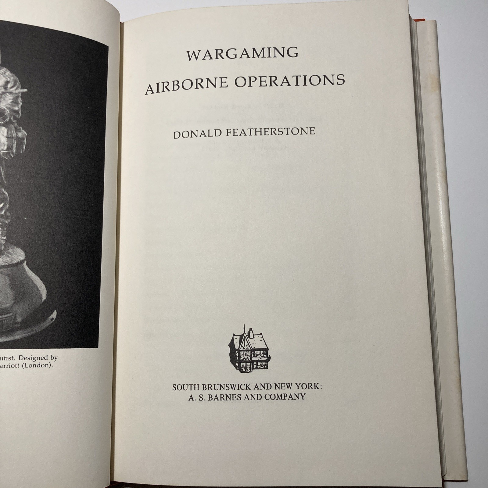 Wargaming Airborne Operations Donald Featherstone 1979 BARNES Hardcover DJ GOOD