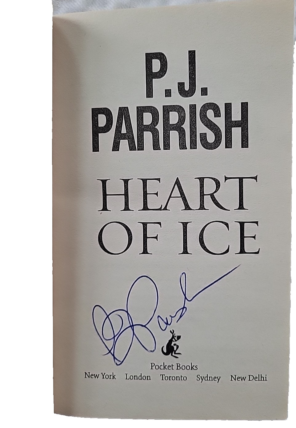Lot of 11, P J Parrish, A Killing Rain, Dark of the Moon, Heart of, 2 signed PB