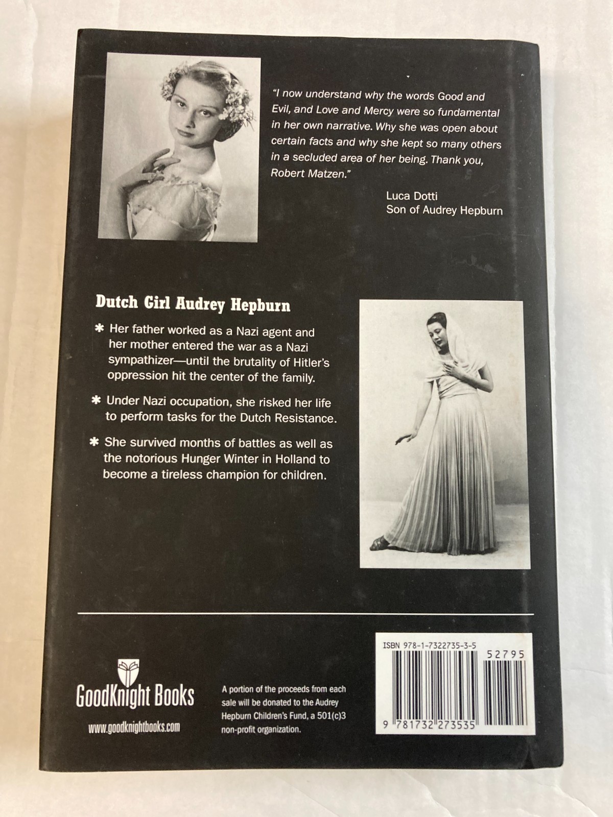 Dutch Girl: Audrey Hepburn and World War II Hardcover LIKE NEW