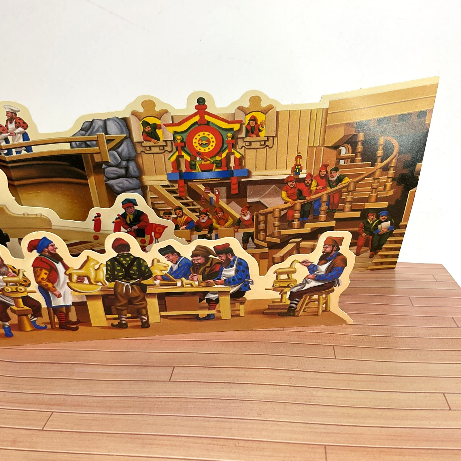 Pop Up Panorama SANTA CLAUS THE MOVIE By Dan Kirk Hardcover Book 3D Scenes 1985