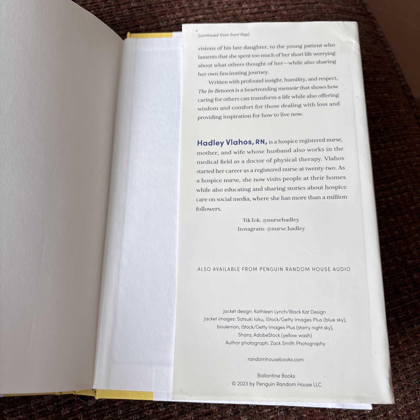 The In-Between: Unforgettable Encounters During Life’s Final Moments by Hadley V