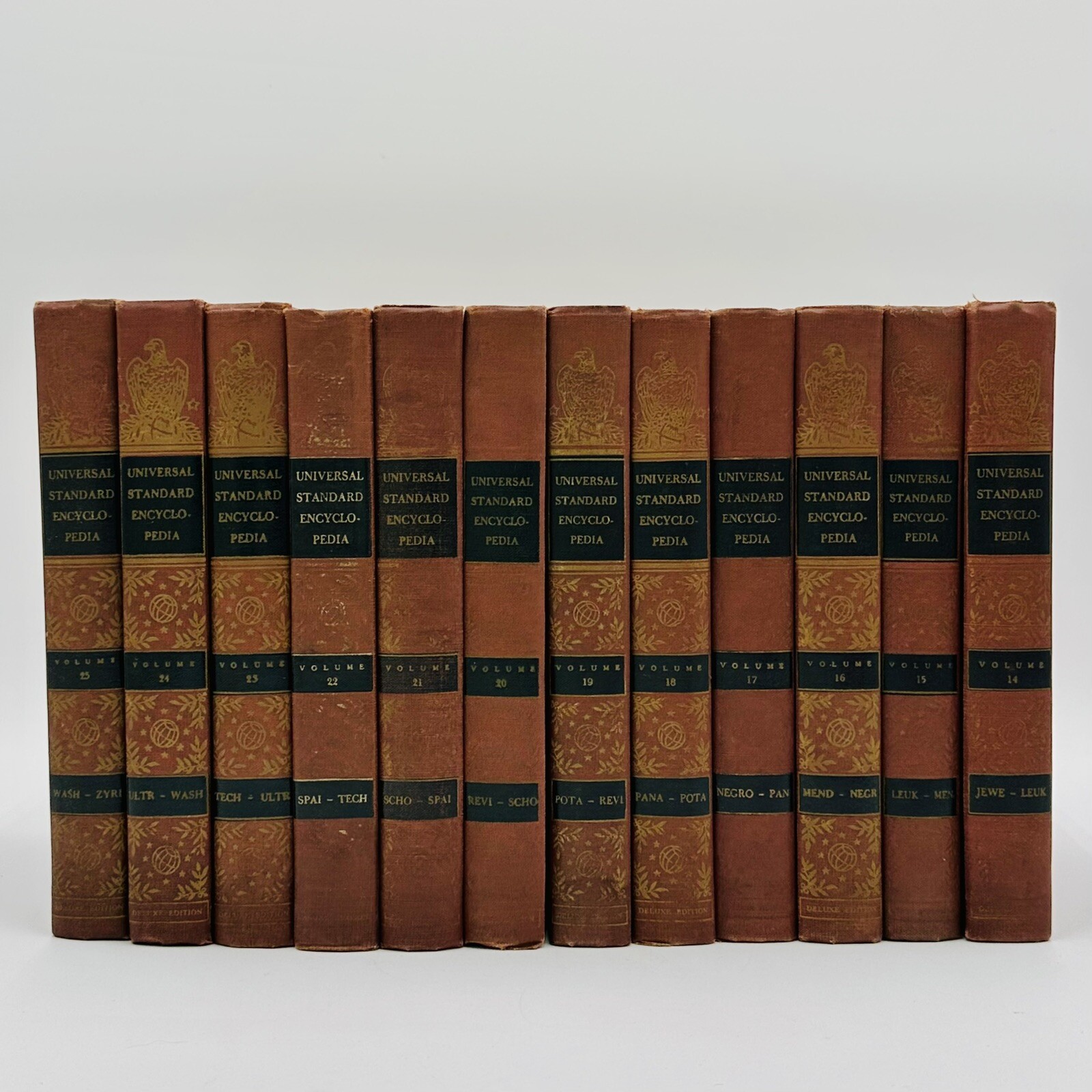Universal Standard Encyclopedia Complete Set Volumes 2-25 (FC79-4-R)