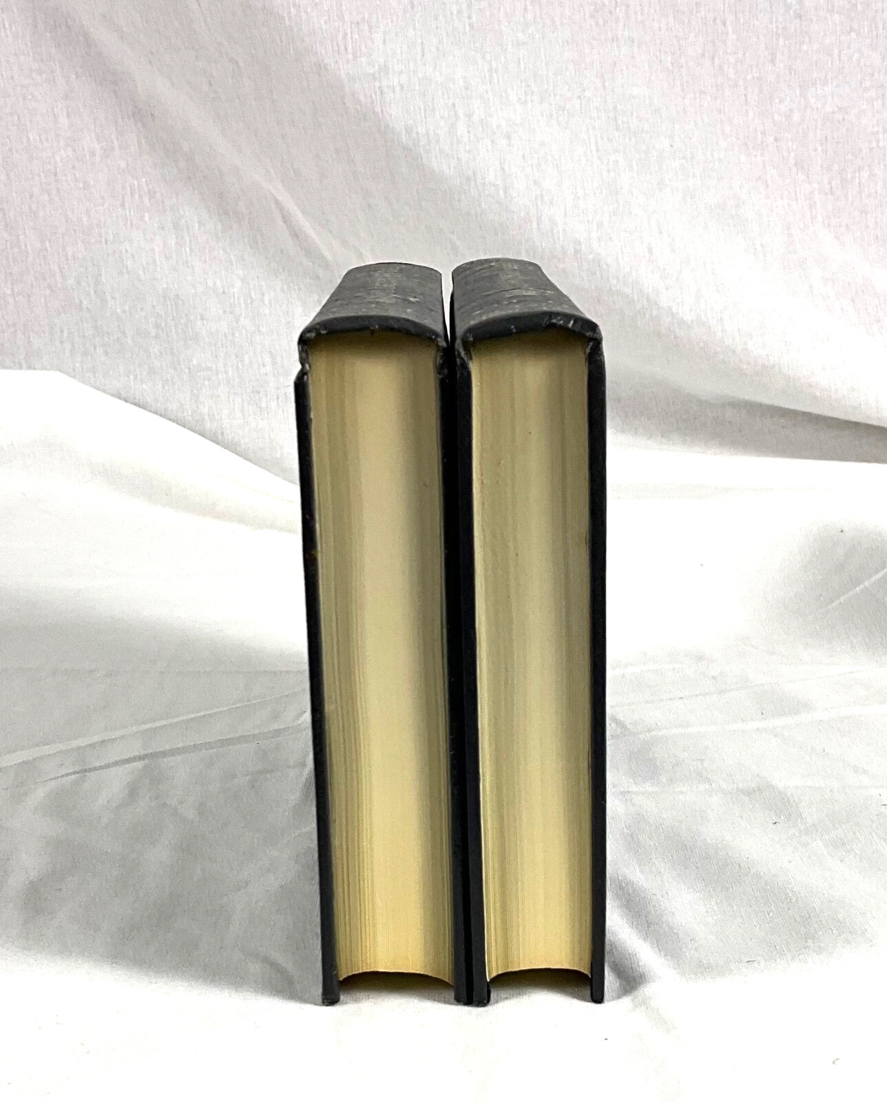THE GOSPEL ACCORDING TO JOHN VOLUMES 1-2 OLIVER B. GREENE THE GOSPEL HOUR INC