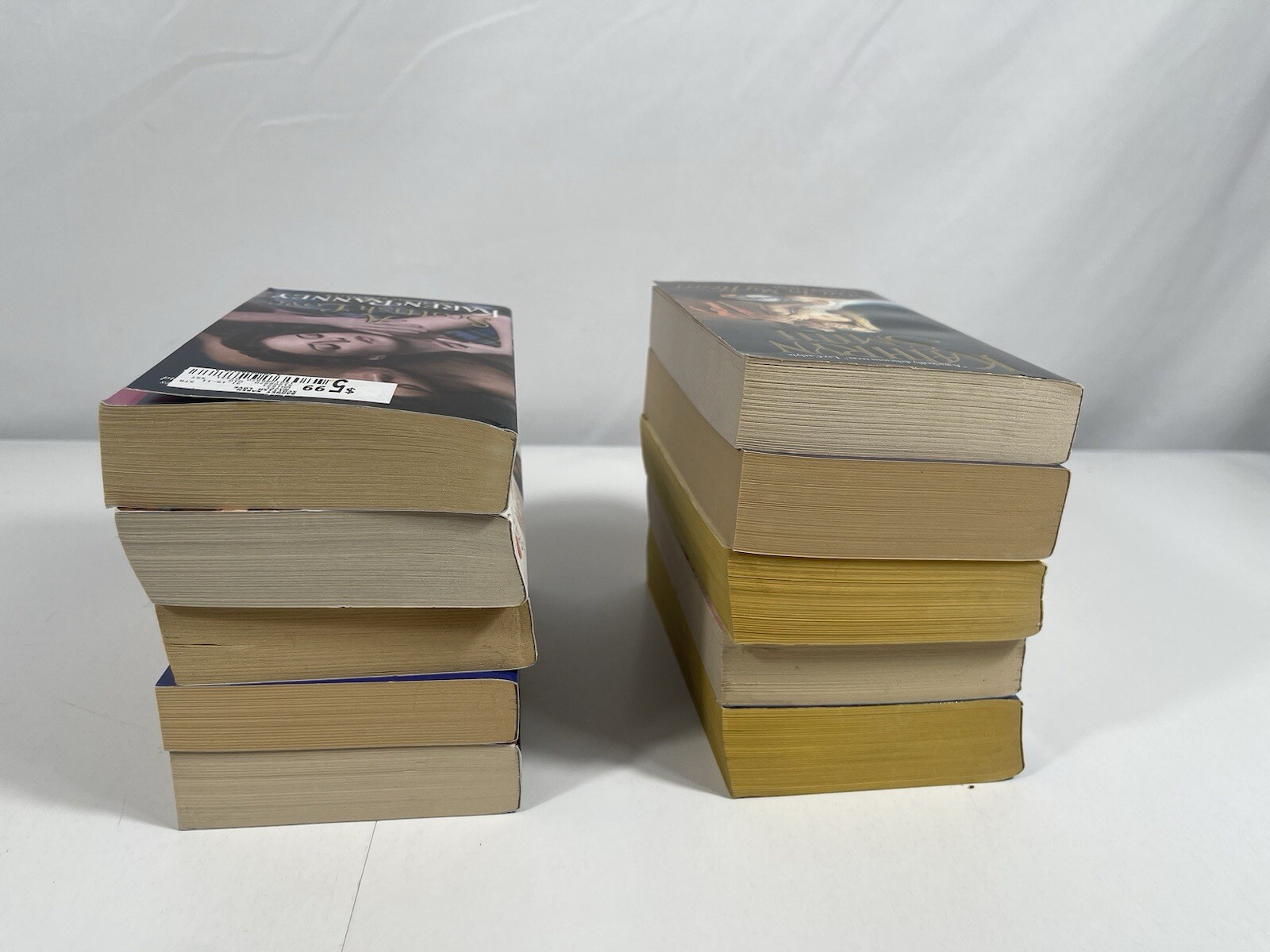 Lot 10 Paperback Love Romance Fantasy Suspense Sarah Maclean, Julia Quinn