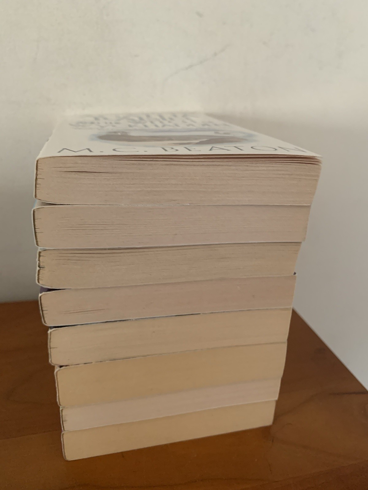 M.C. Beaton – Lot of 8 Books – Agatha Raisin – Hamish MacBeth