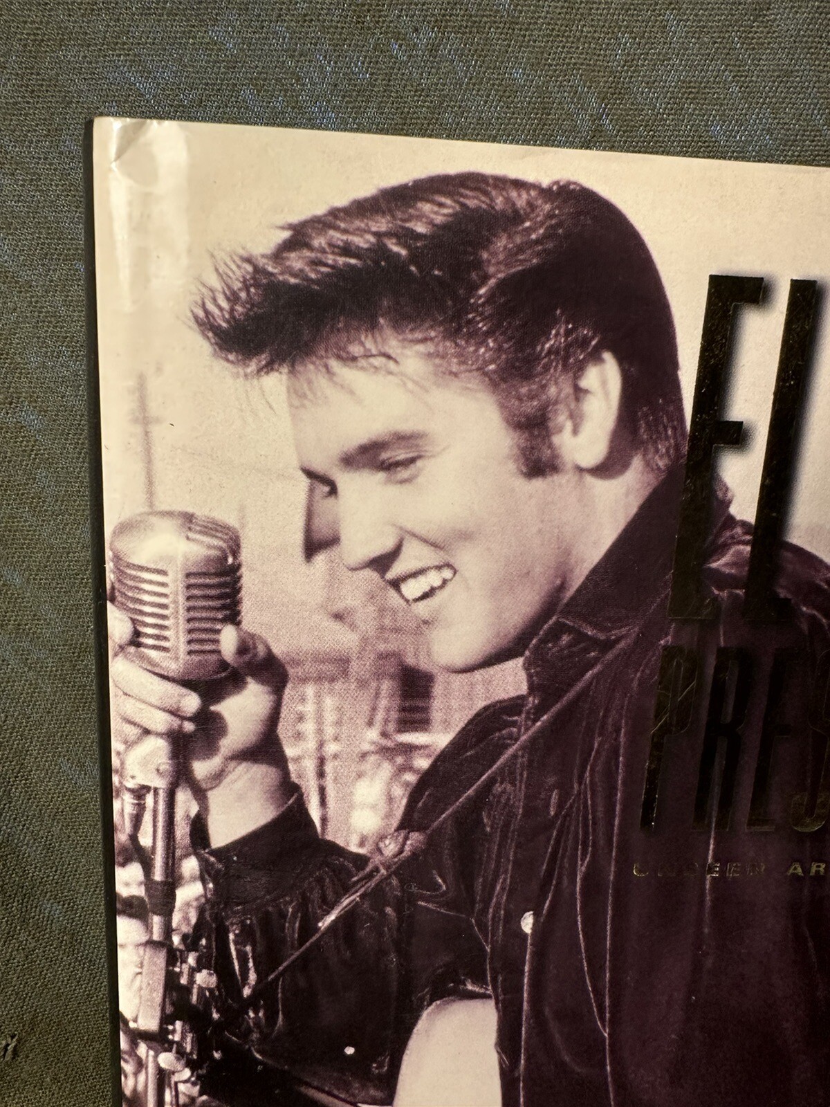 Elvis Presley Unseen Archives Hardcover by Marie Clayton 383 pages 2003 Jacket
