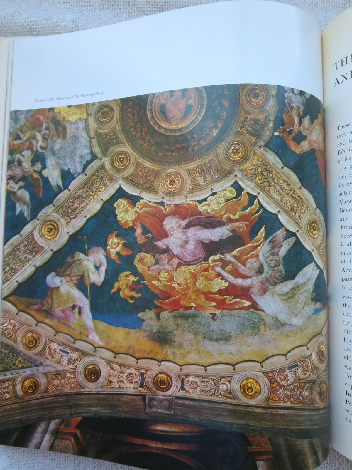 ART TREASURES OF THE VATICAN 1st Edition 1975 Hardcover 410 Photos 398 Pages