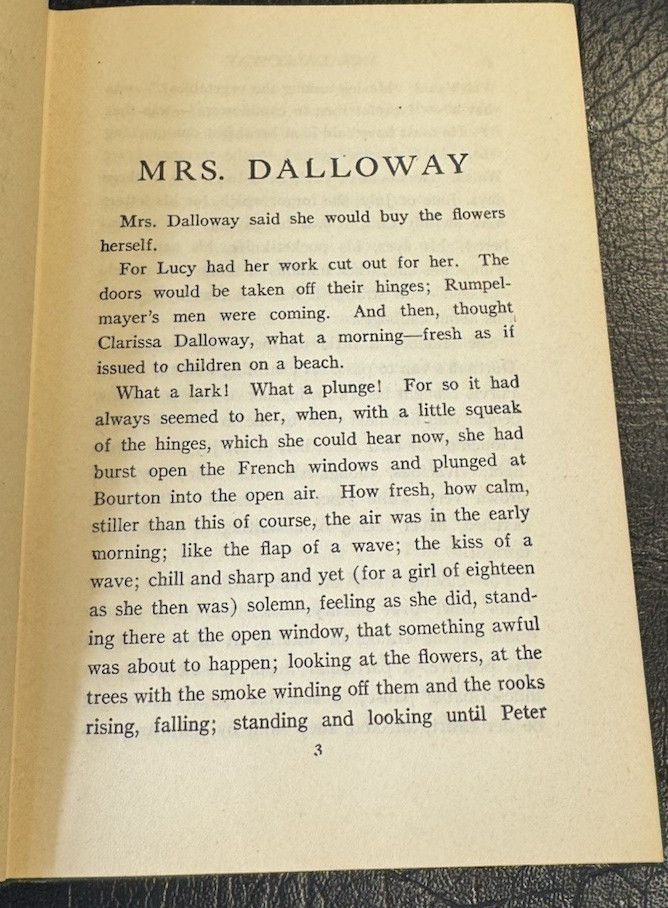 Mrs. Dalloway by Virginia Woolf (1928, Modern Library, Introduction by V. Woolf)