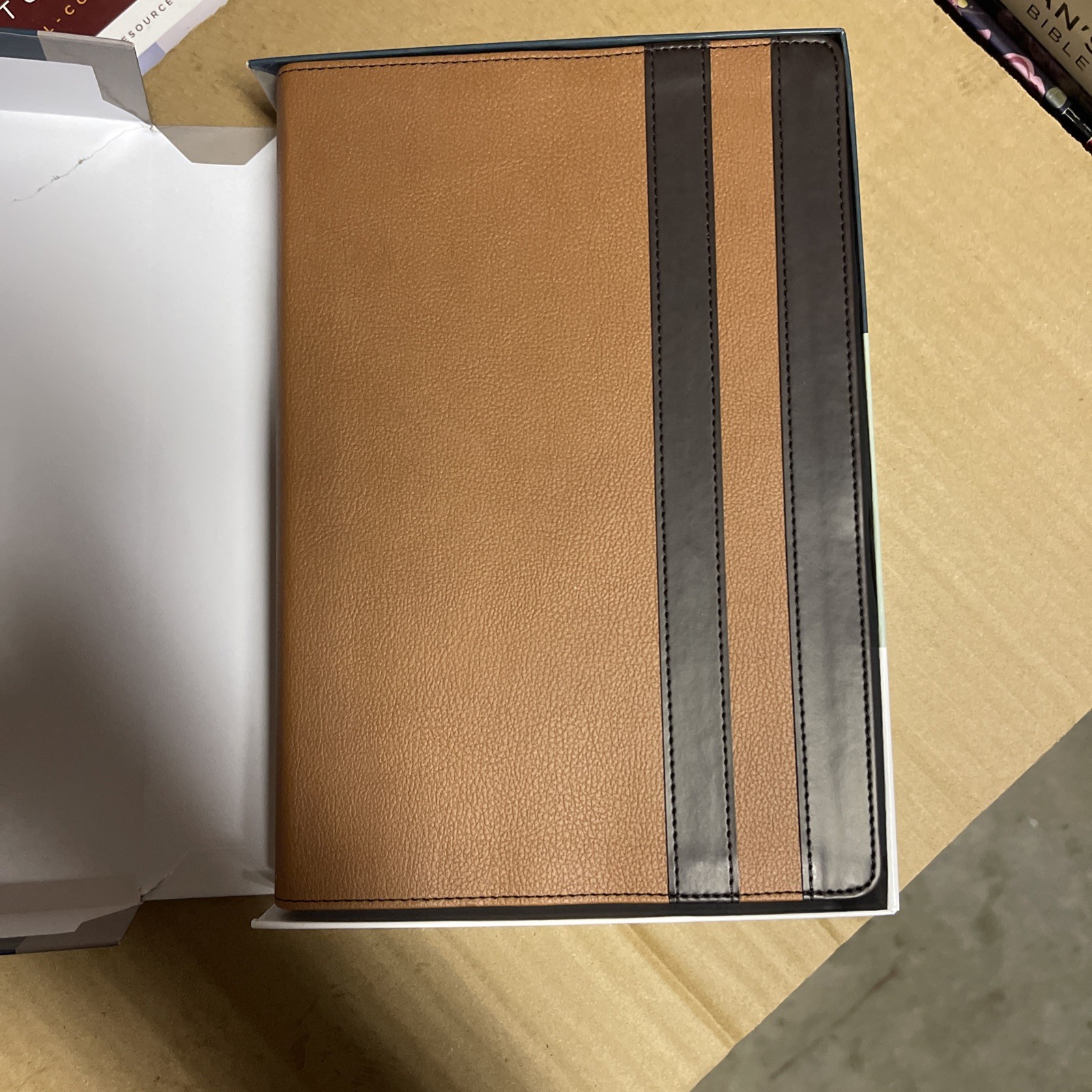 Student Bible by Zondervan Staff (2011, Leather)