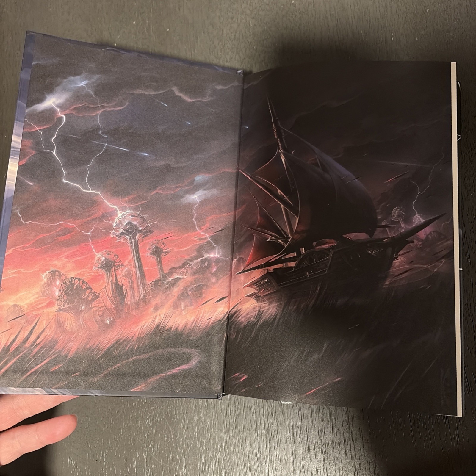 Hyperion Dan Simmons The Broken Binding 1st Print & Bookmark