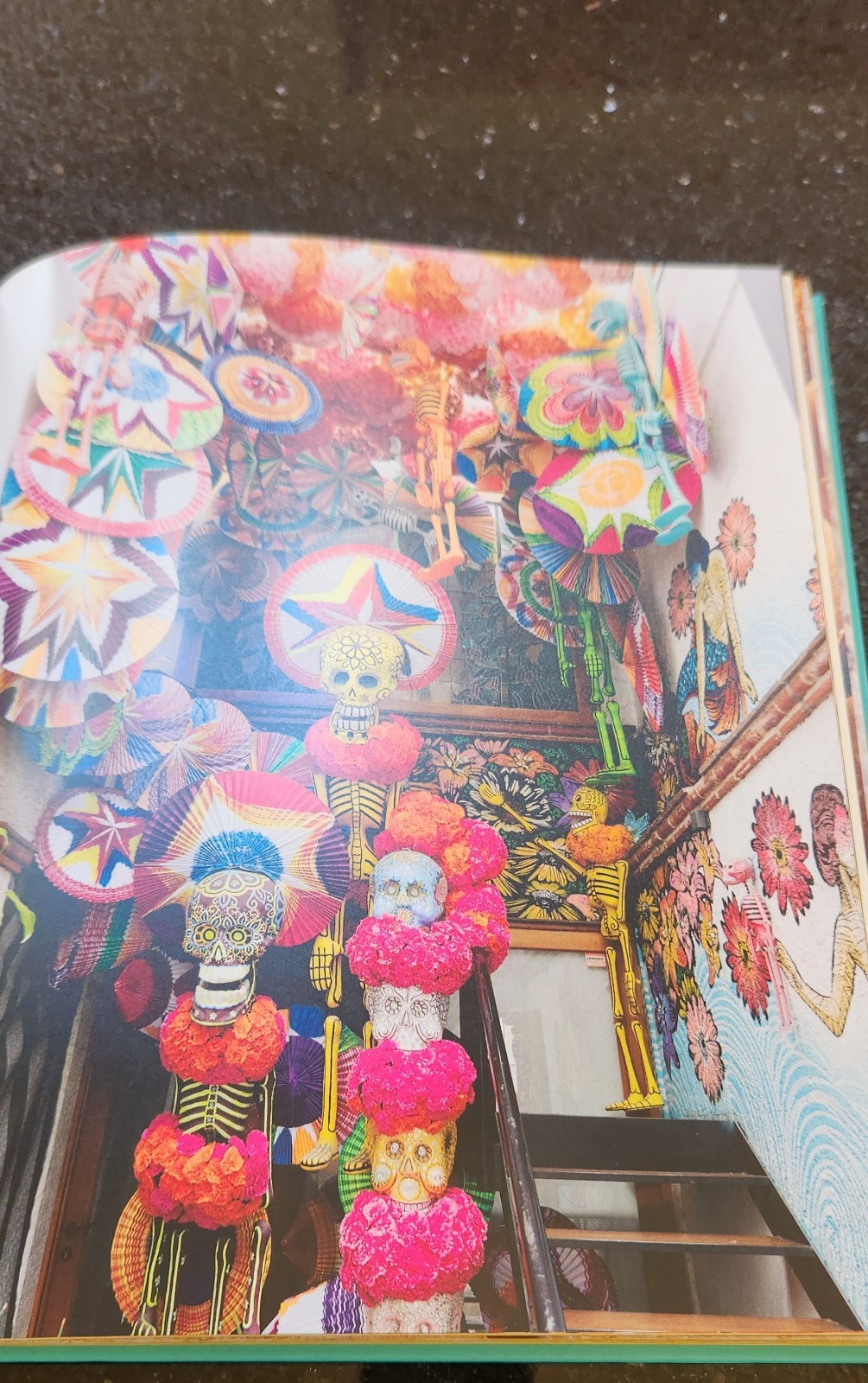 Mexico’s Day of the Dead : A Celebration of Life Hardcover New 2025. Photography