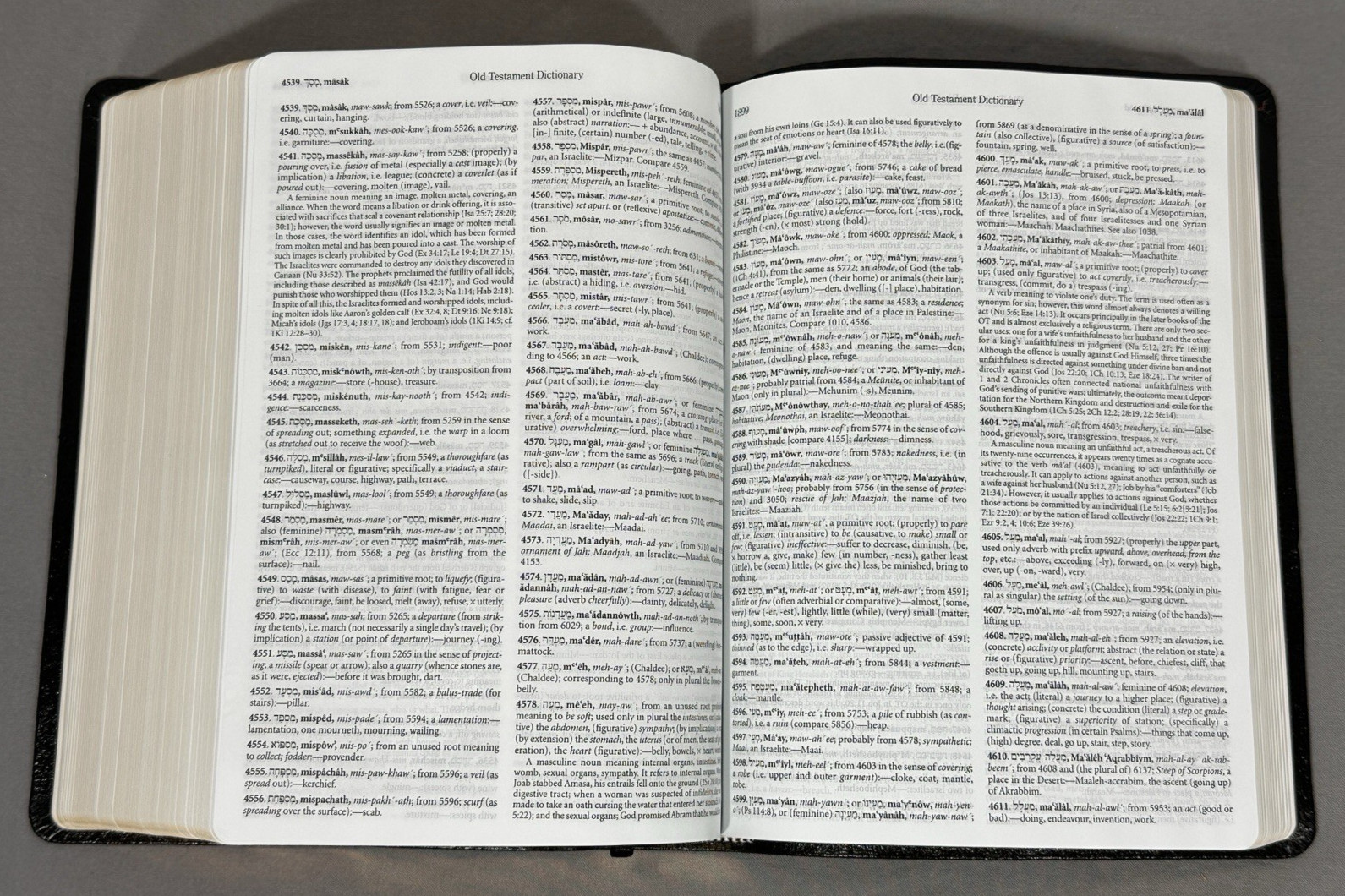 Hebrew Greek Key Word Study Bible KJV Genuine Leather Black AMG Publishers Box