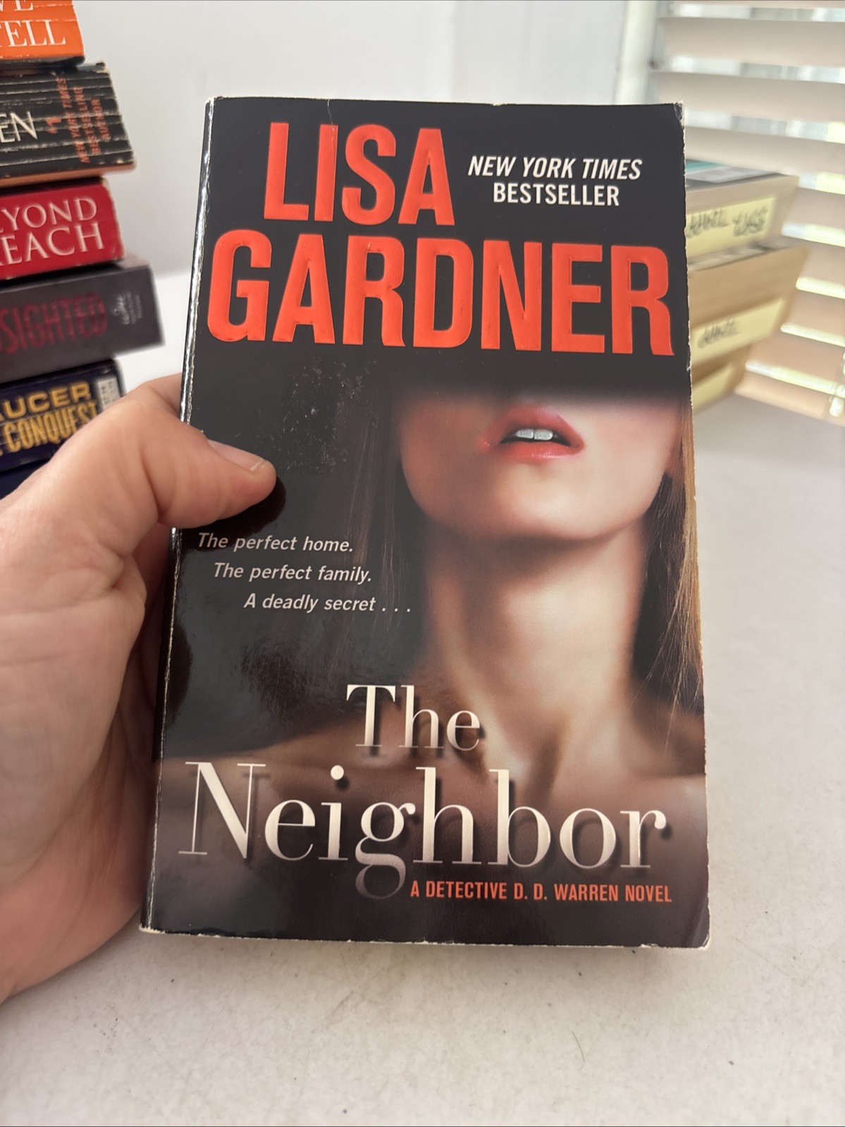 Lot of 10 – Mystery and Thrillers – Mixed Authors – FREE SHIPPING