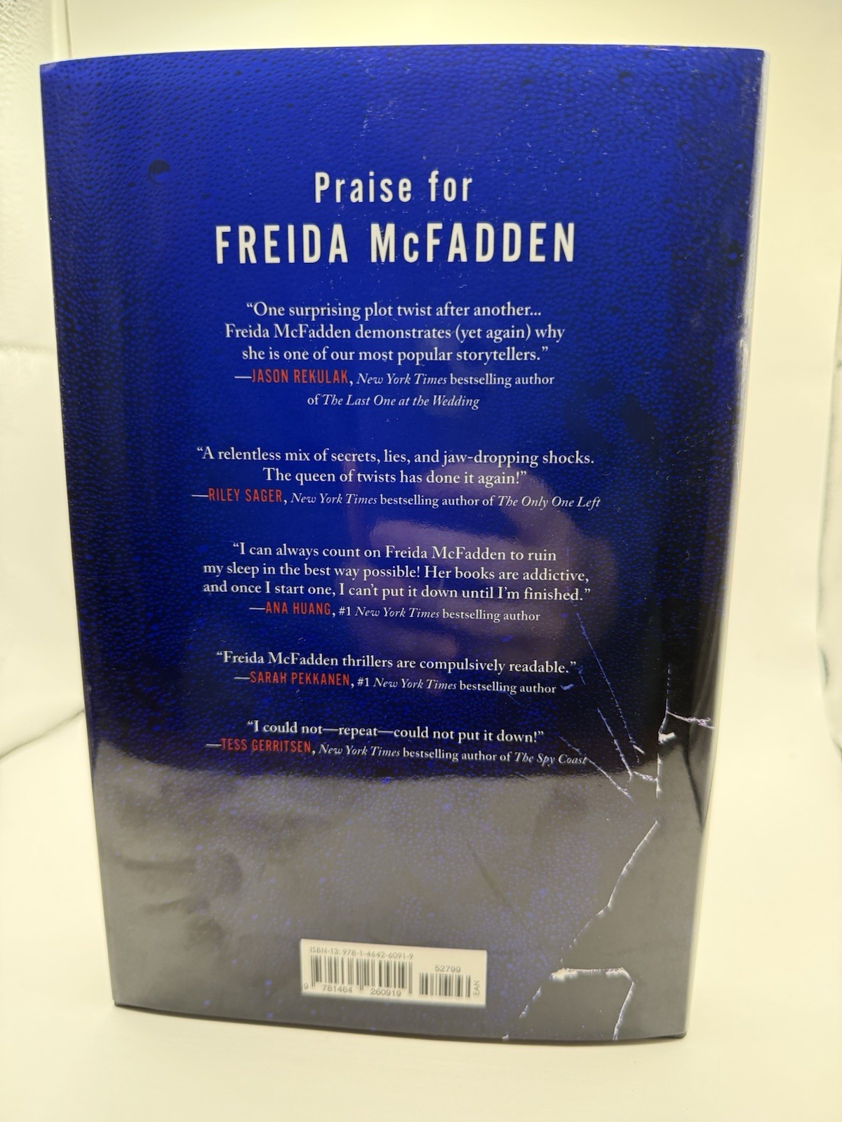 The Intruder By Freida McFadden Hardcover