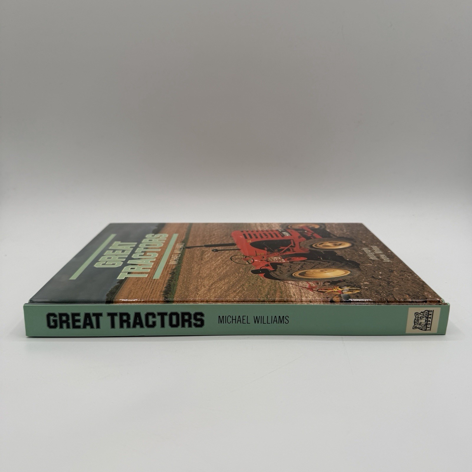 Great Tractors by Michael Williams Book