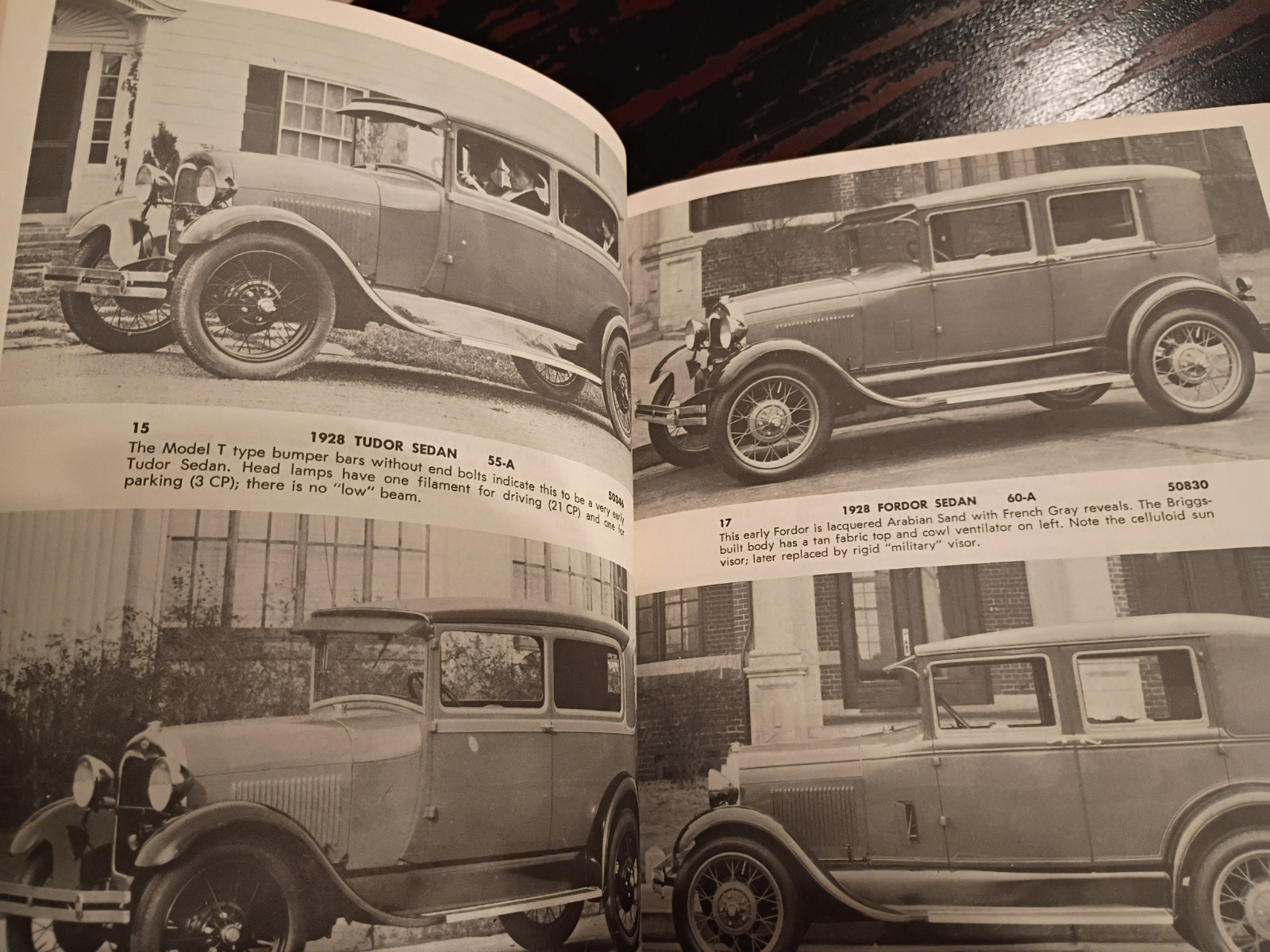 Ford Model „A“ Album Compiled by Floyd Clymer & Leslie Henry 1960 *1st Printing*