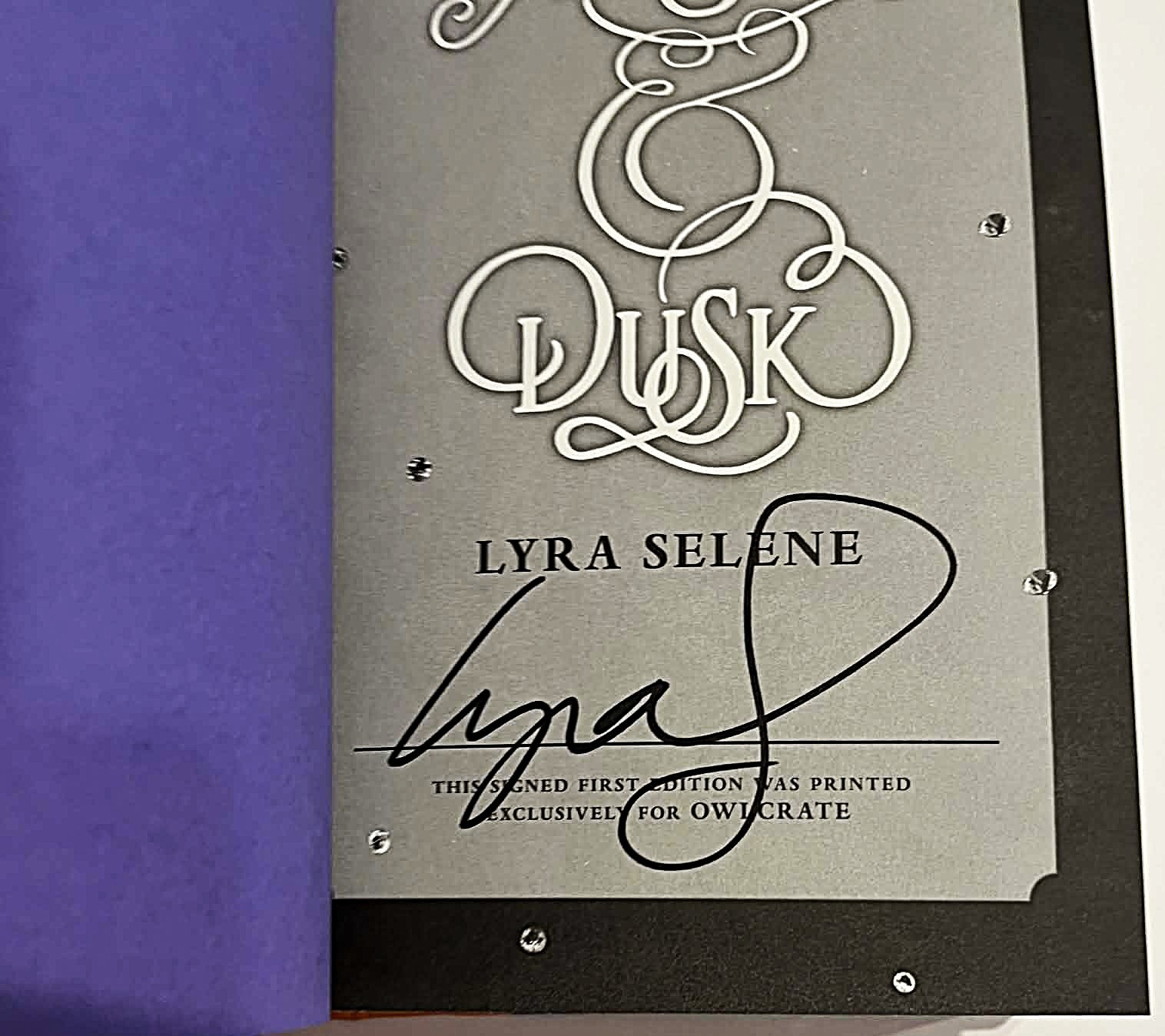 Amber and Dusk Lyra Selene SIGNED First Edition 1st Printing Hardcover DJ 2018