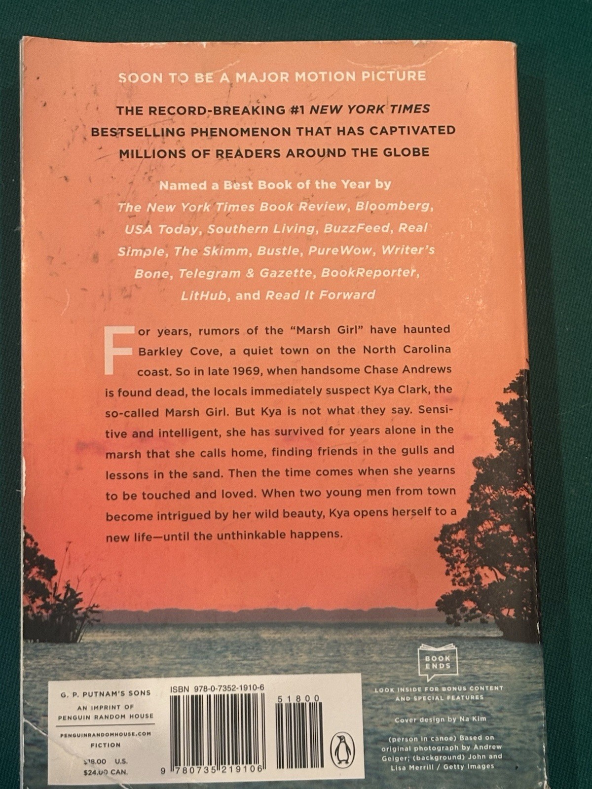 Where the Crawdads Sing: Reese’s Book Club by Delia Owens (2021, Paperback)