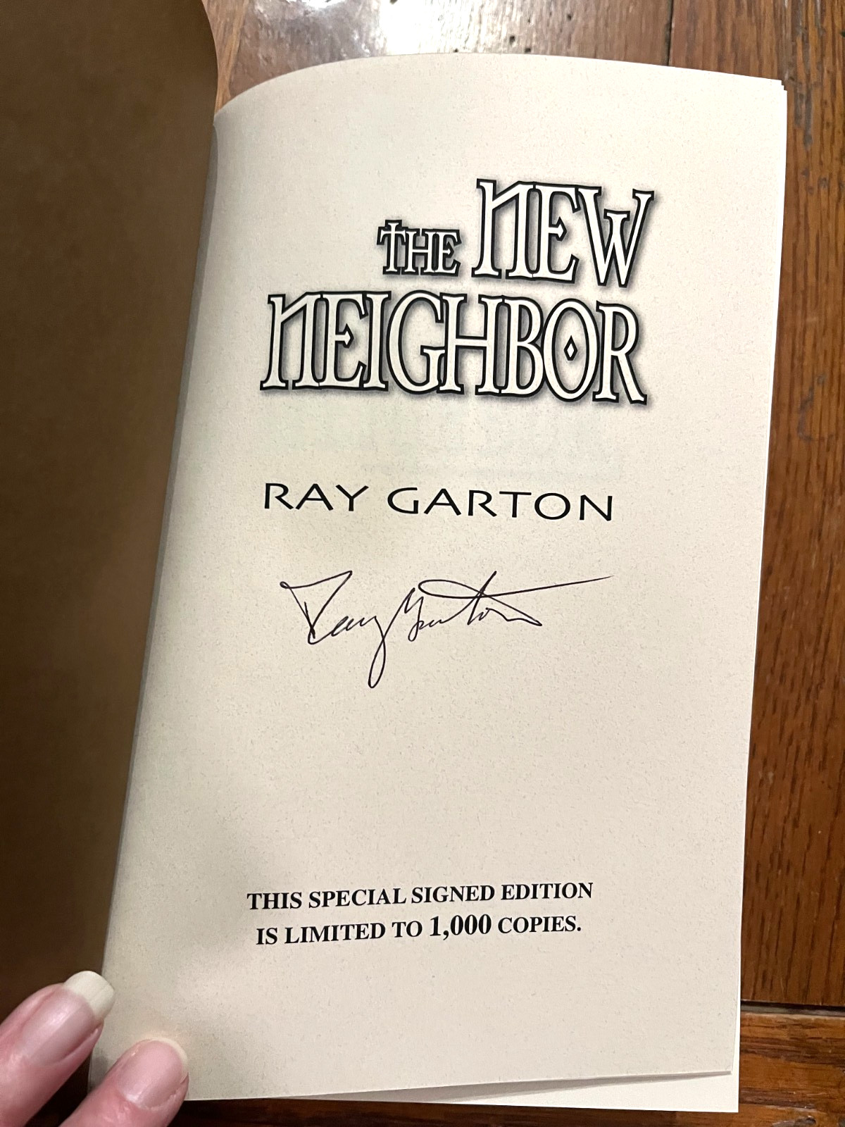 The New Neighbor SIGNED Ray Garton 1ST EDITION [Cemetery Dance 1991] Ltd Ed.