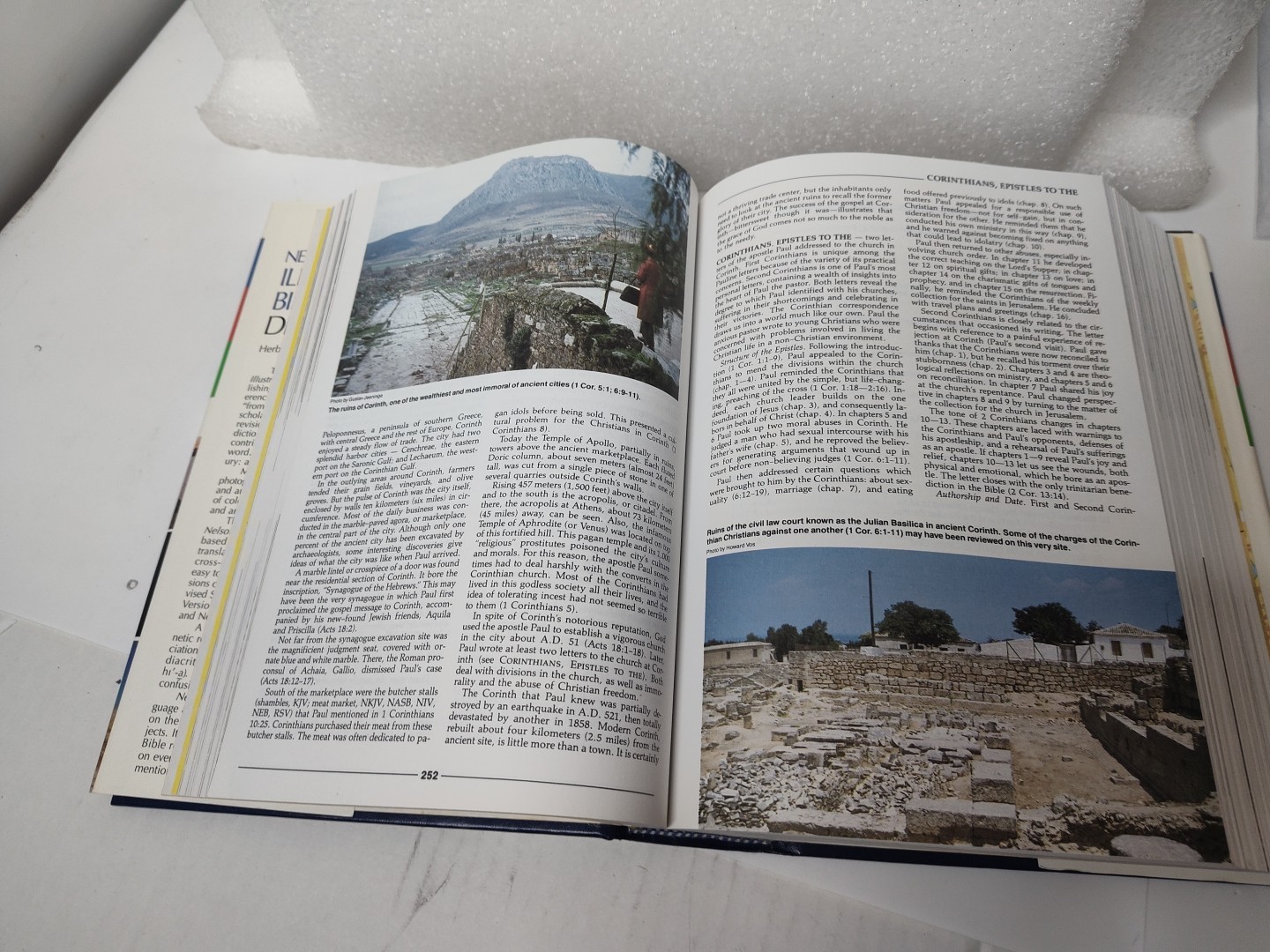 Nelson’s Illustrated Bible Dictionary / 1986 Hardcover Dustcover Cross Reference