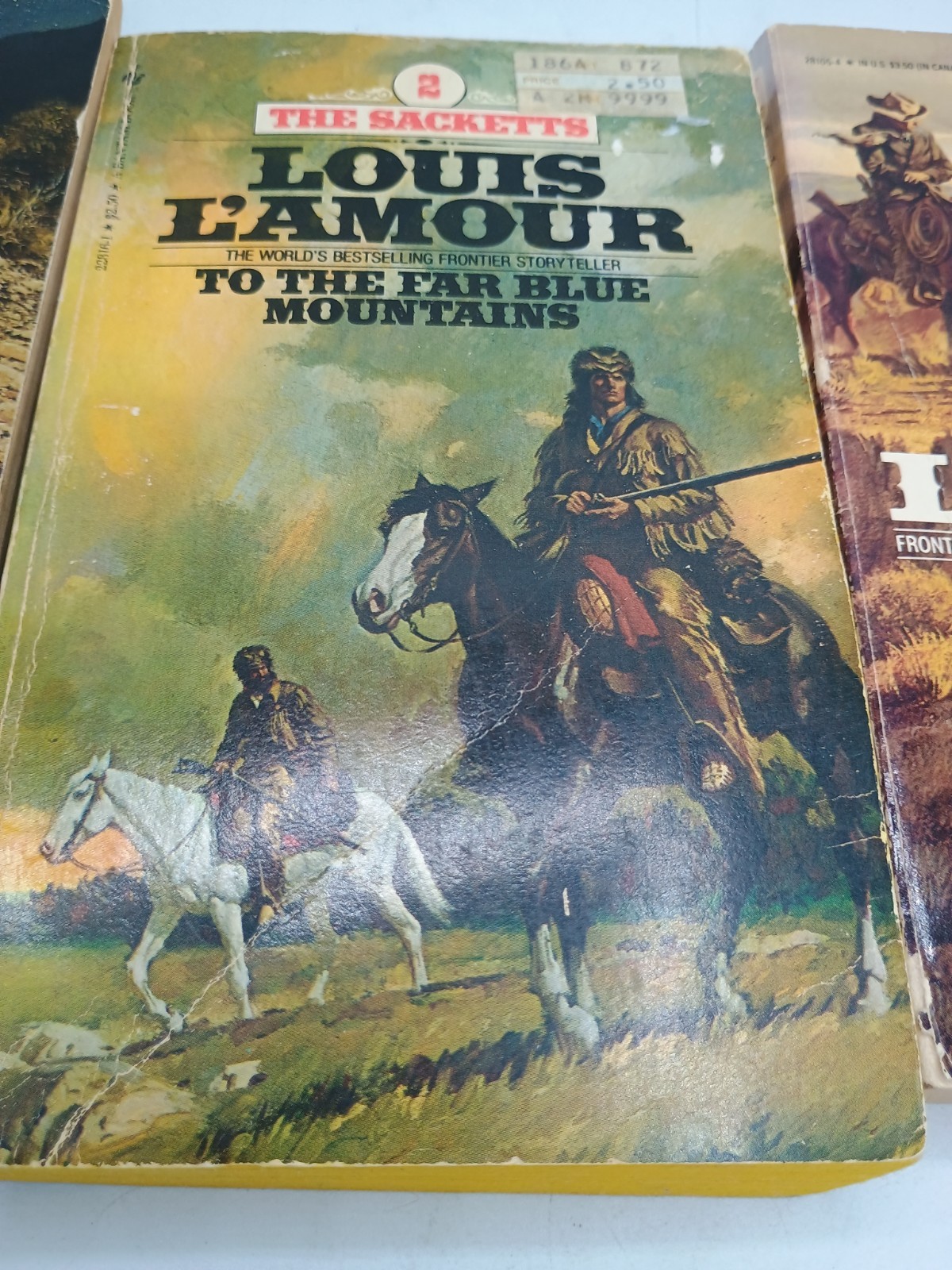 Louis L’Amour (3 Western Paperbacks, all different) see Pictures Vintage