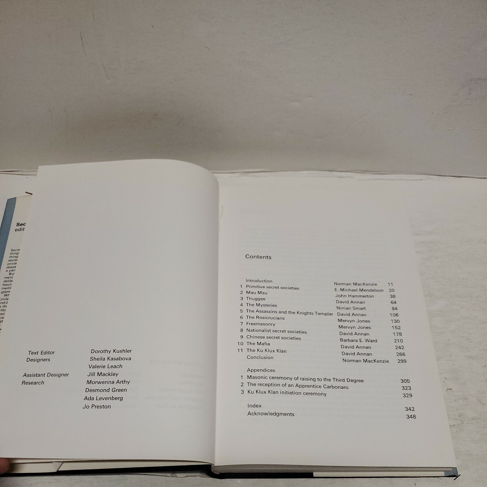 SECRET SOCIETIES edited by NORMAN MACKENZIE HARDCOVER 350 PAGES