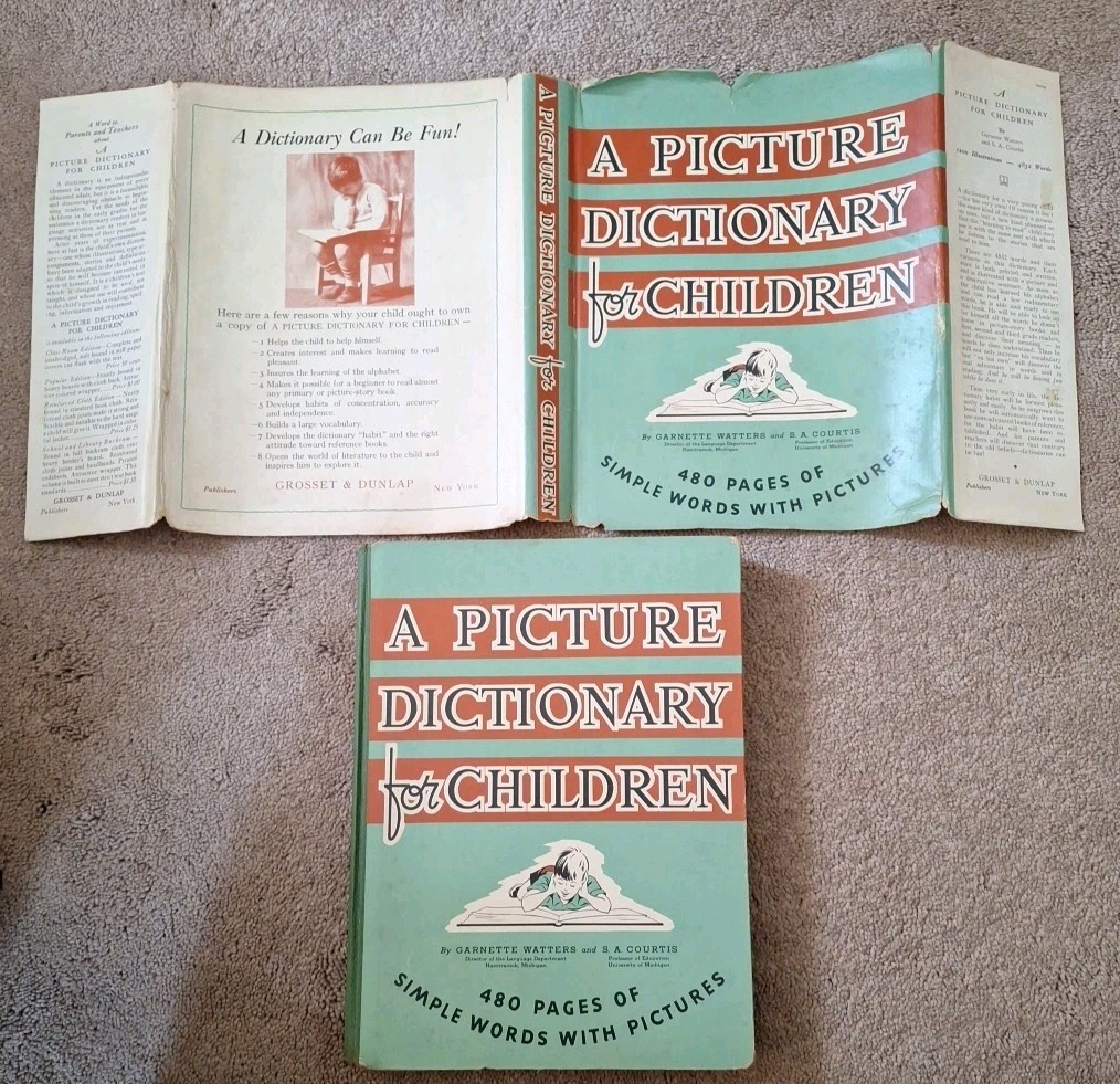 1939 Picture Dictionary for Children with DUST JACKET. 480 pages Simple Words.