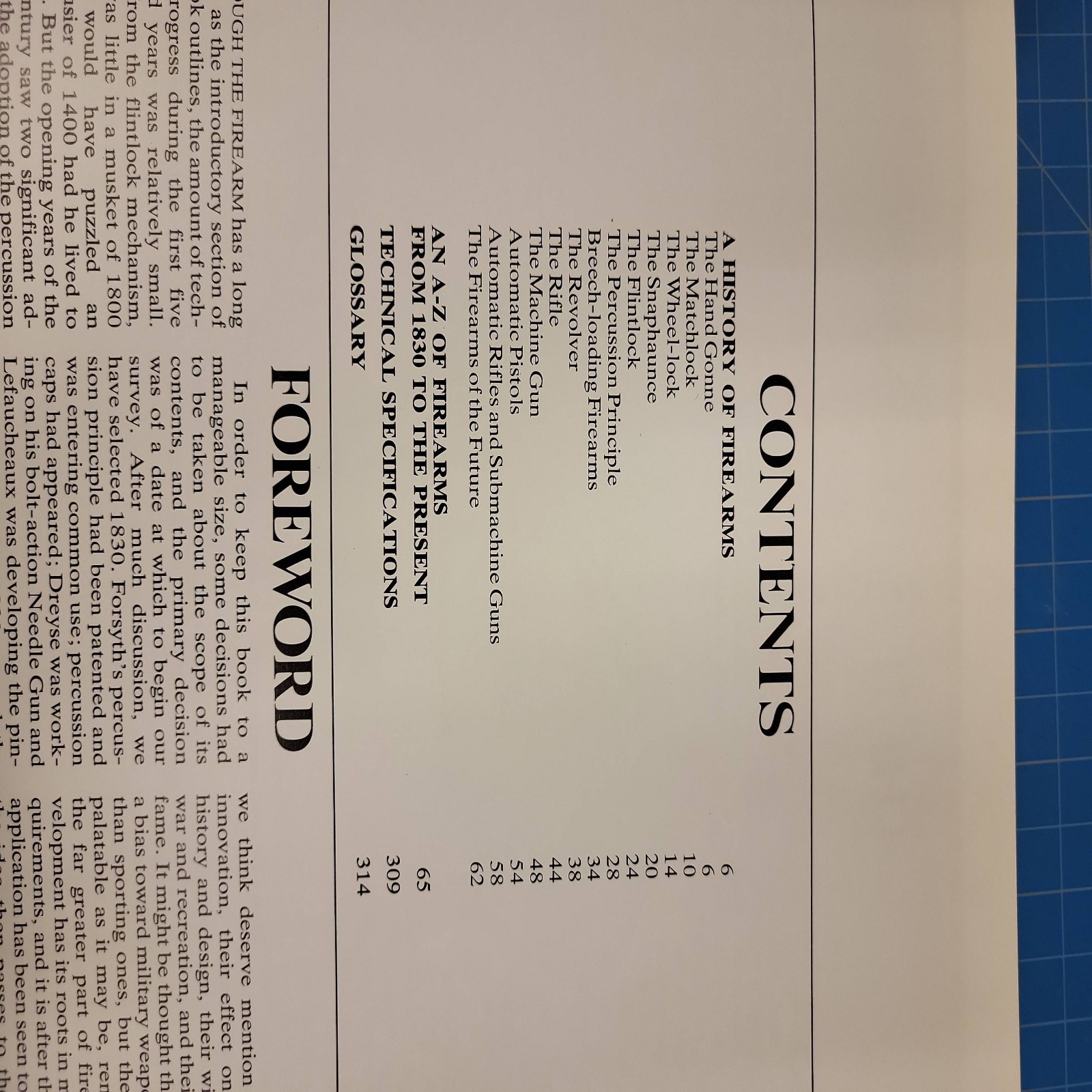 Illustrated Encyclopedia Firearms Ian V Hogg Gun Book History Reference Guide