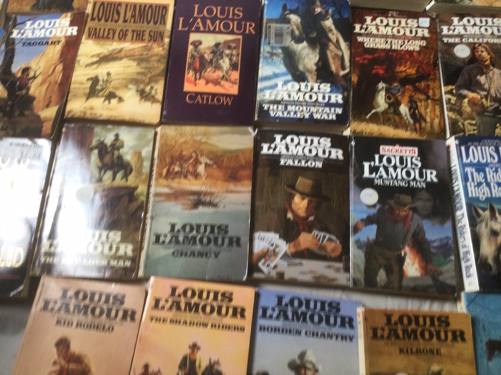 80+ Louis L’Amour Paperback Lot Western Collection Sackett Series