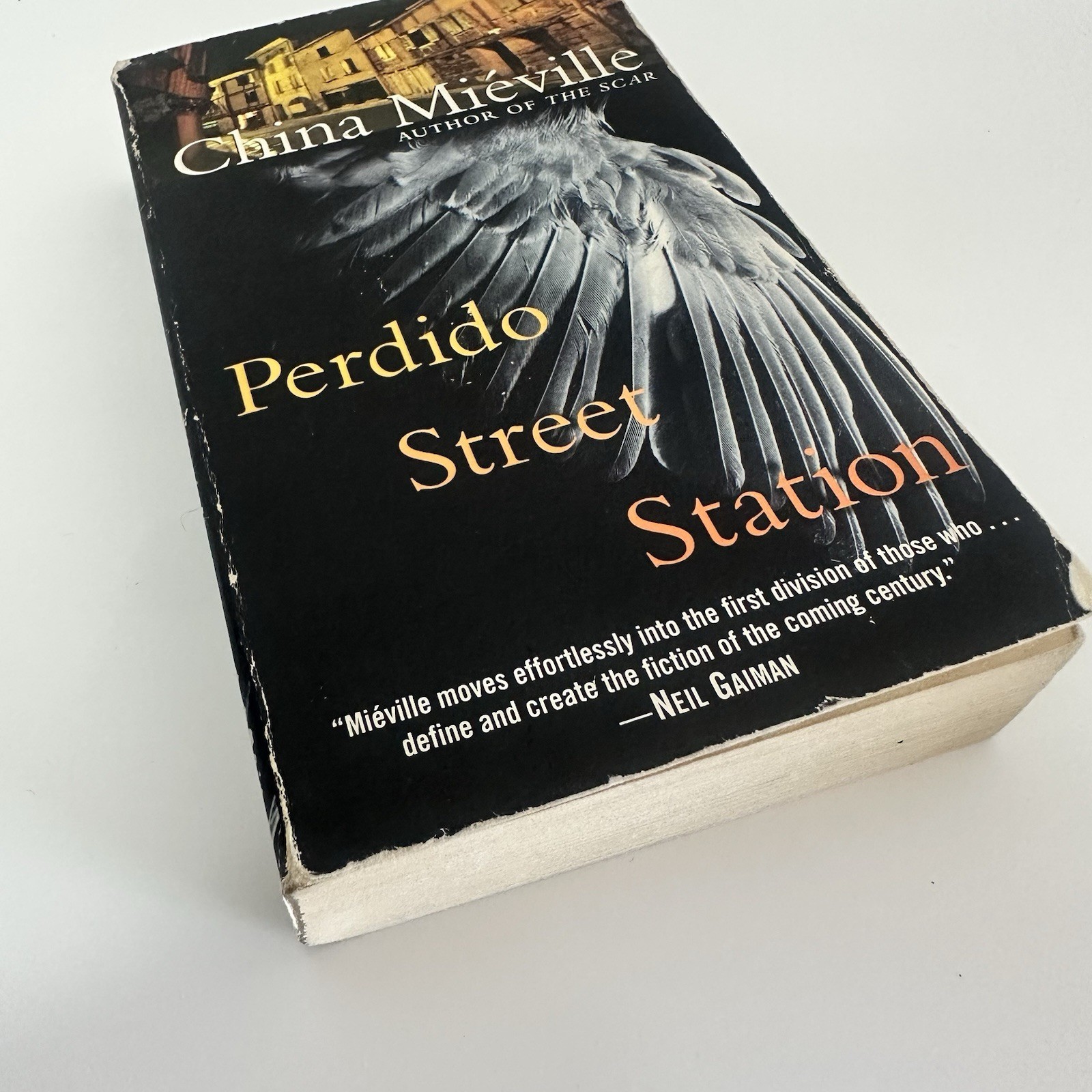 Perdido Street Station by China Miéville (2001) USED • Acceptable • PAPERBACK